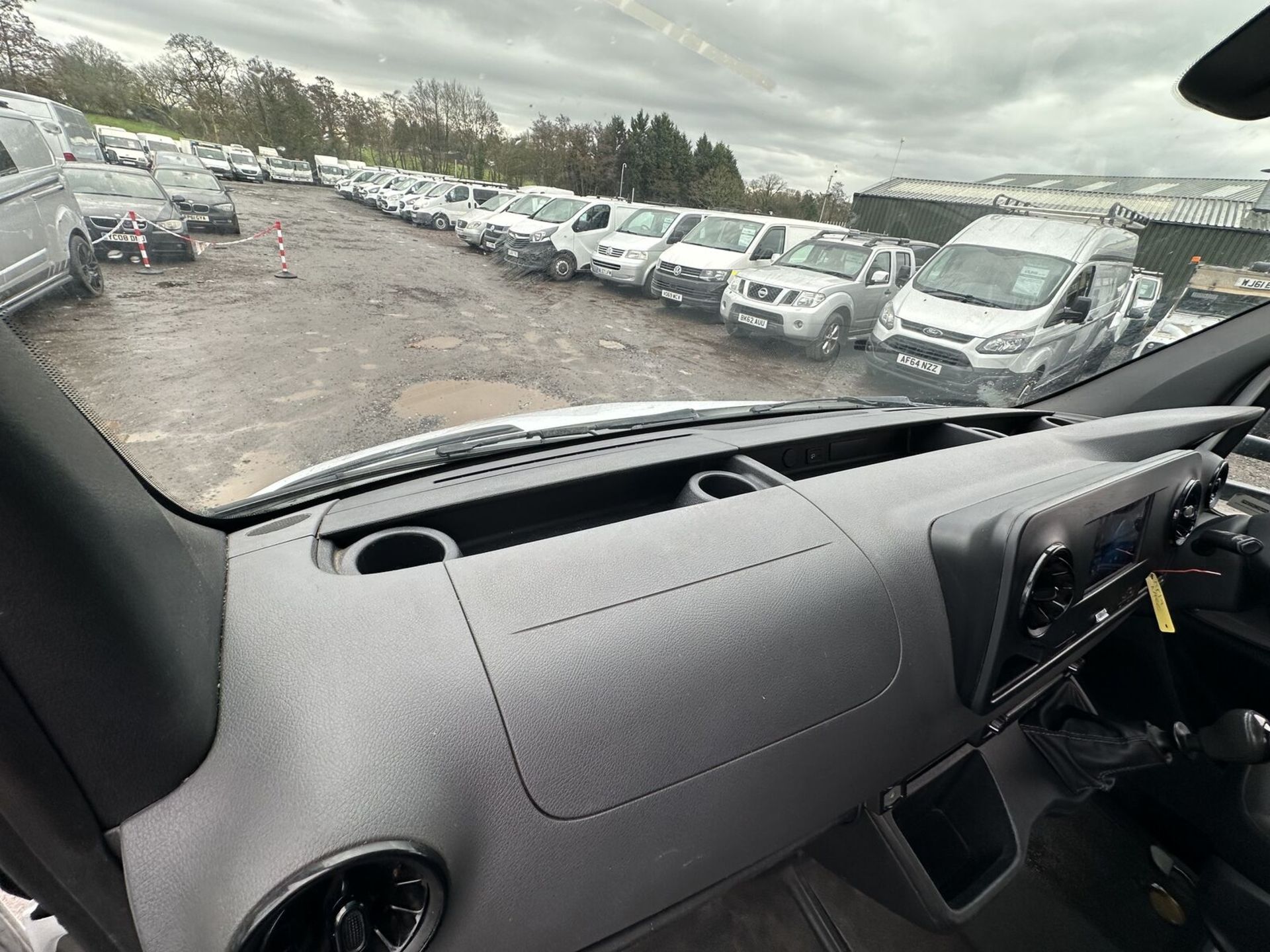 WHITE WONDER: 2019 MERCEDES-BENZ SPRINTER RECOVERY VAN - Image 3 of 19