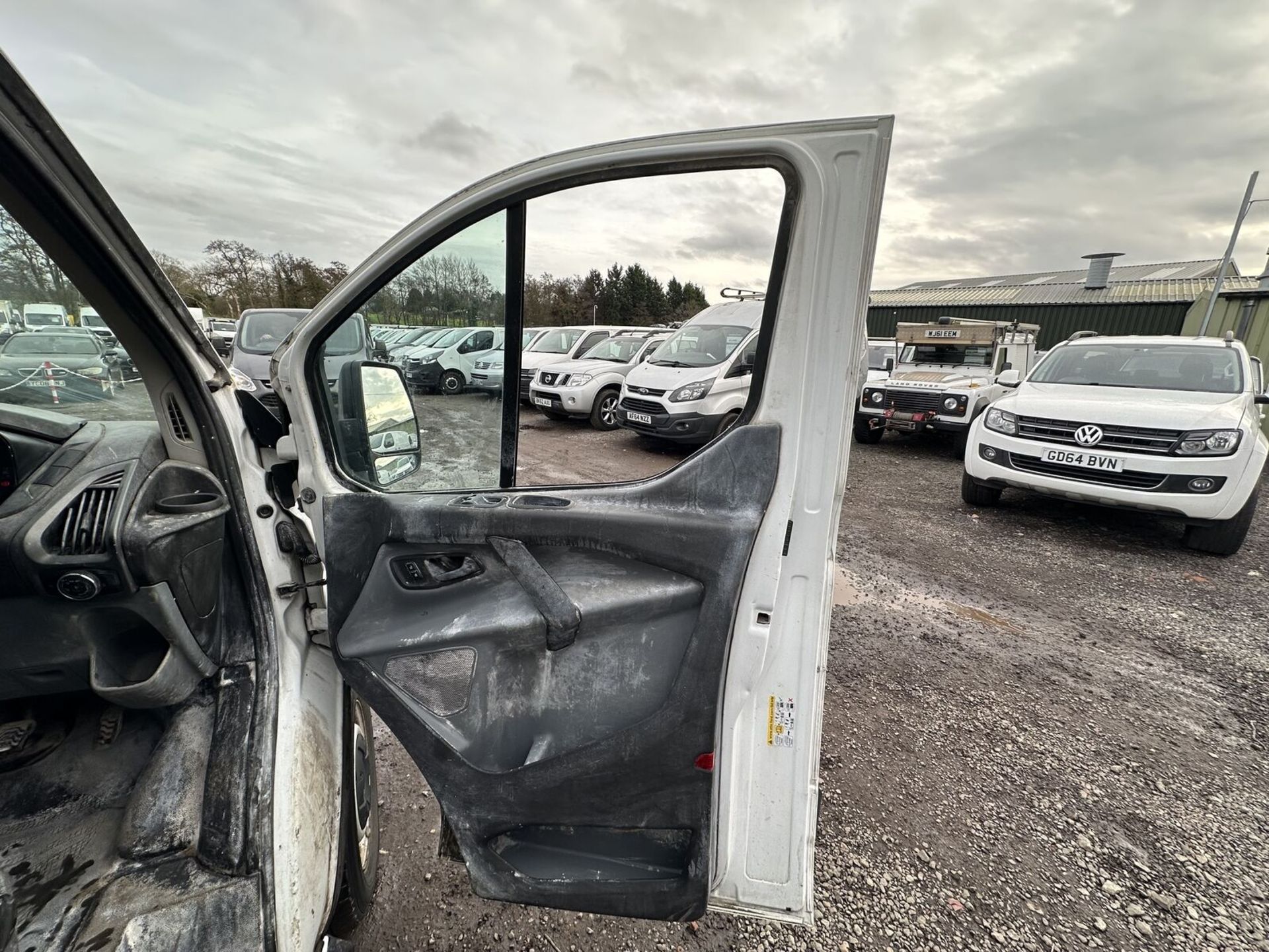 67 PLATE FORD TRANSIT CUSTOM: HIGH ROOF, EURO 6 ULEZ, READY FOR WORK! - Image 17 of 17