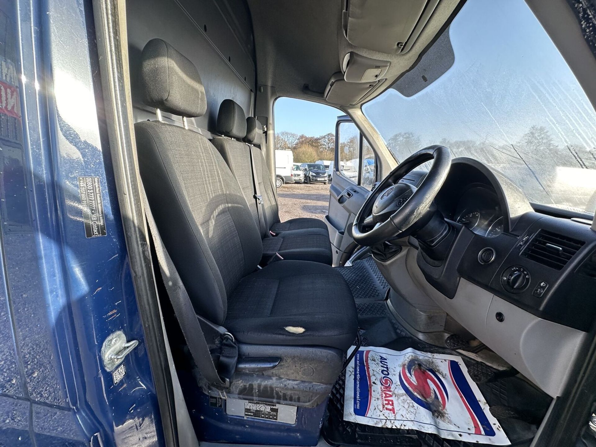 2015 MERCEDES SPRINTER 313, SMOOTH TRANSMISSION, ELECTRIC WINDOWS >>--NO VAT ON HAMMER--<< - Image 11 of 15