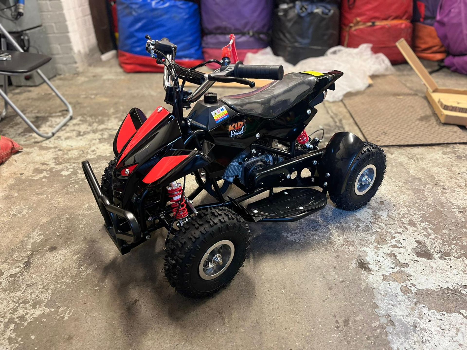 JOBLOT OF 10 X NEW 49CC OFF ROAD QUAD BIKES - 2 STROKE/PETROL - 18MPH - HYDRAULIC DISC BRAKES - Image 9 of 13