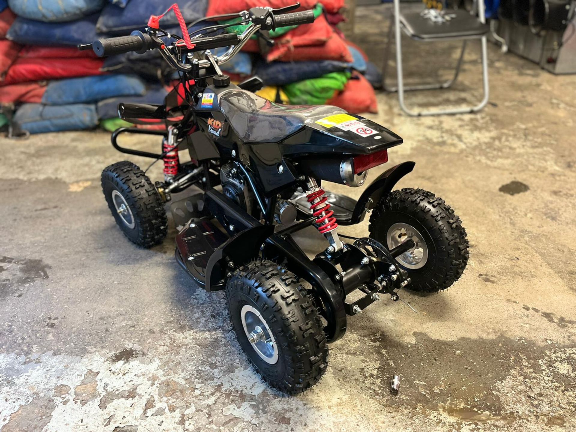 JOBLOT OF 10 X NEW 49CC OFF ROAD QUAD BIKES - 2 STROKE/PETROL - 18MPH - HYDRAULIC DISC BRAKES - Image 6 of 13