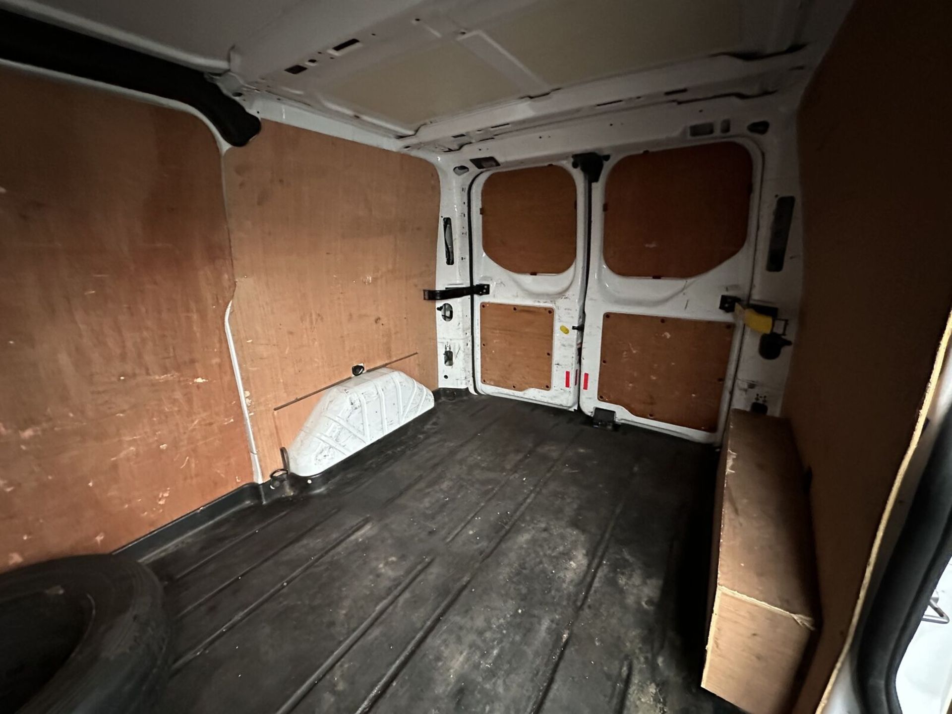 2019 FORD TRANSIT CUSTOM: 108K MILES - >>--NO VAT ON HAMMER--<< - Image 3 of 18