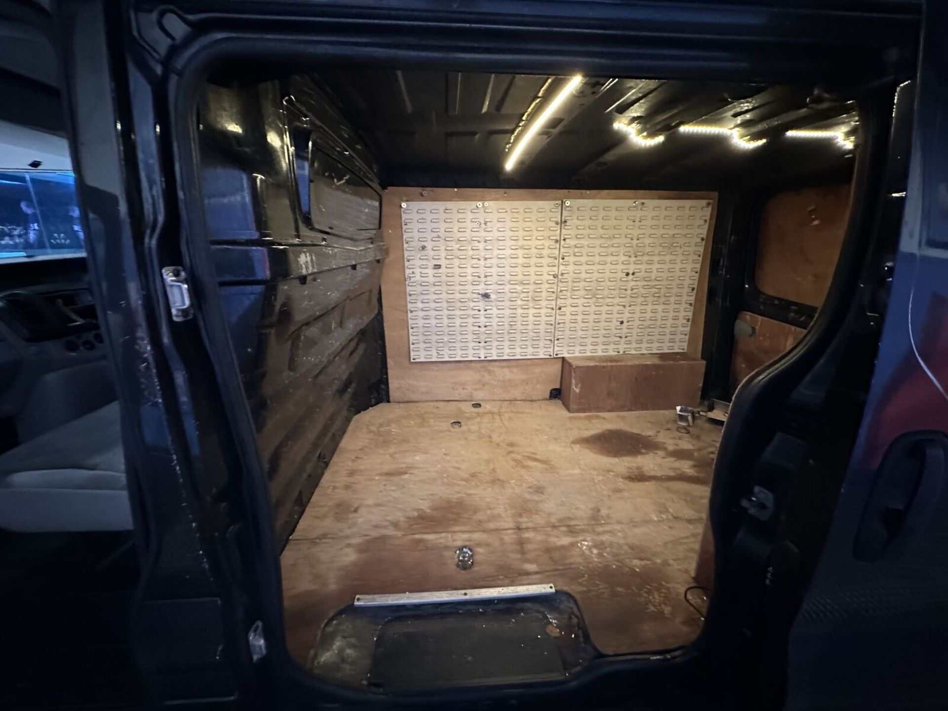 >>--NO VAT ON HAMMER--<< 2009 RENAULT TRAFIC BLACK VAN - METICULOUSLY MAINTAINED - Image 10 of 11