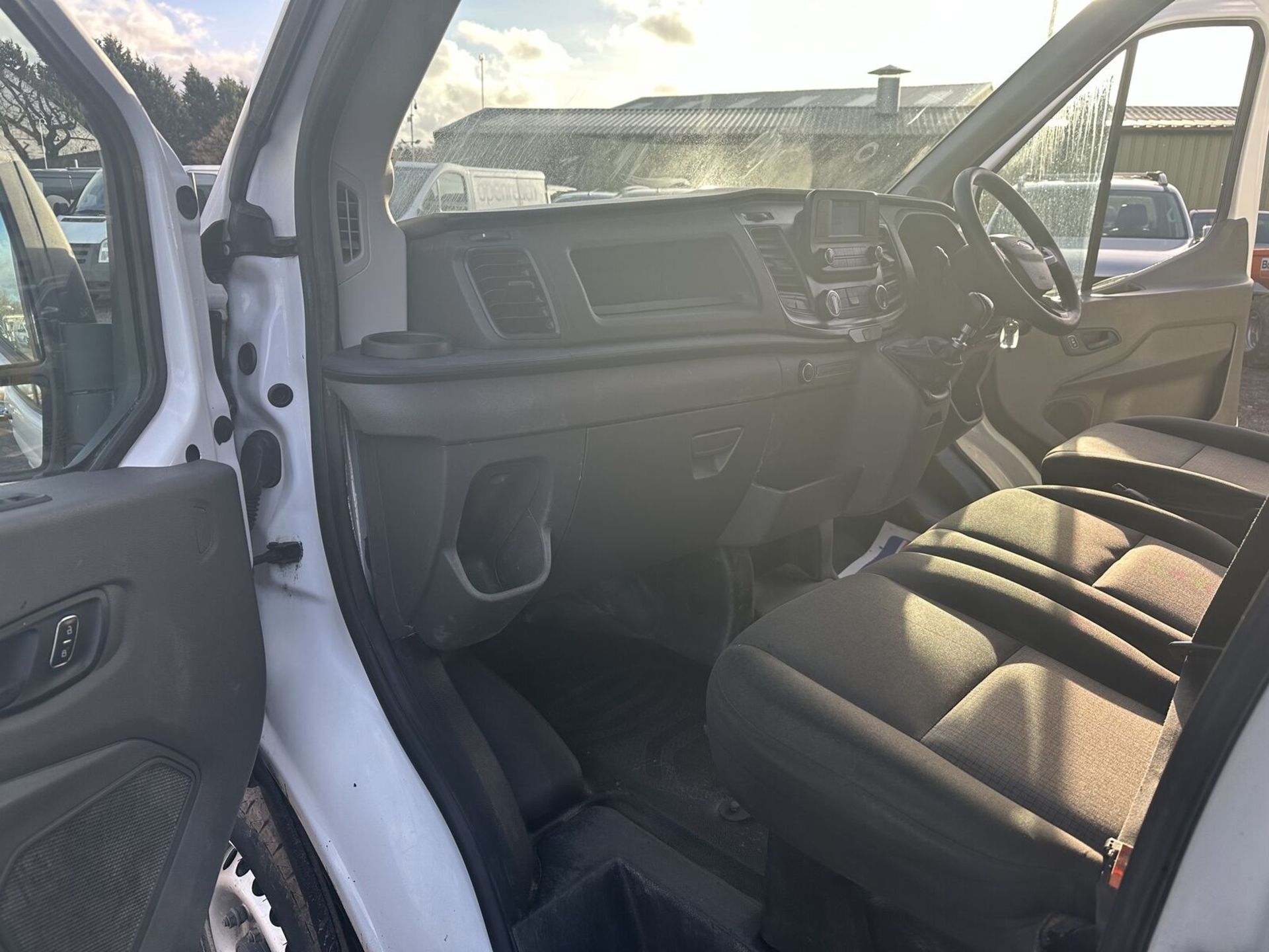 RELIABLE WORKHORSE: 2019 FORD TRANSIT L3 DIESEL, READY FOR DUTY - Image 6 of 15