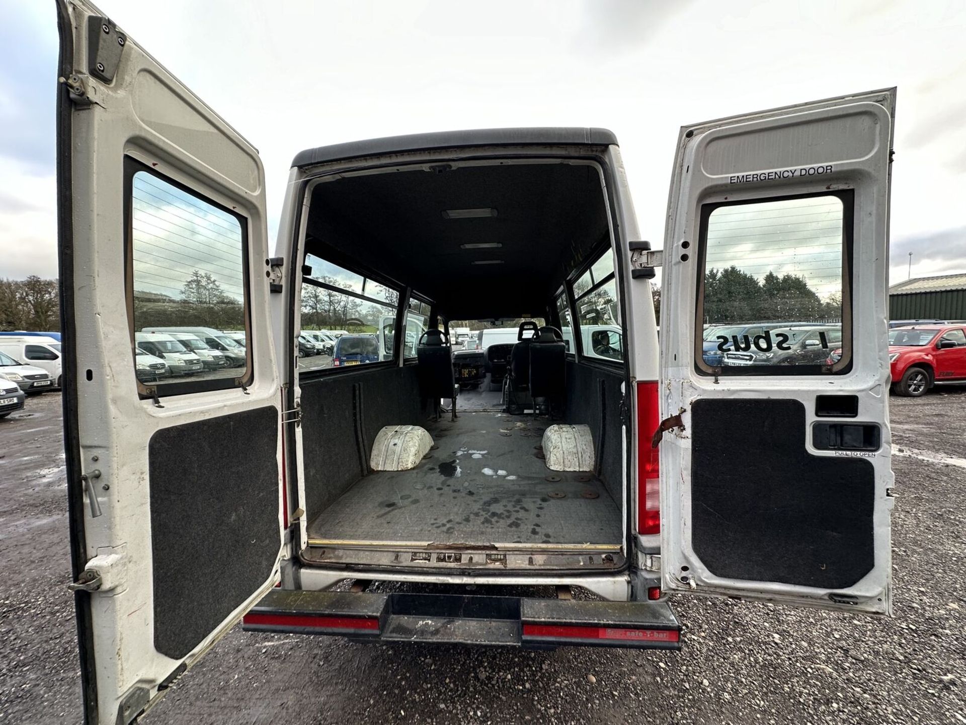 ON THE ROAD AGAIN: 55 PLATE IVECO IRIS BUS DAILY CAMPER **(ONLY 67K MILEAGE)** - Image 6 of 15