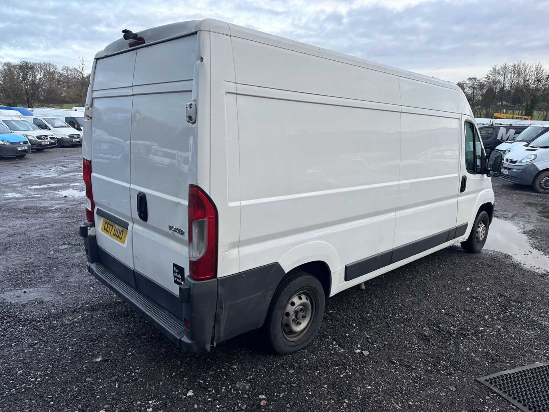 FIXER-UPPER OPPORTUNITY: 2017 PEUGEOT BOXER RELAY L3 PANEL VAN >>--NO VAT ON HAMMER--<< - Image 4 of 9