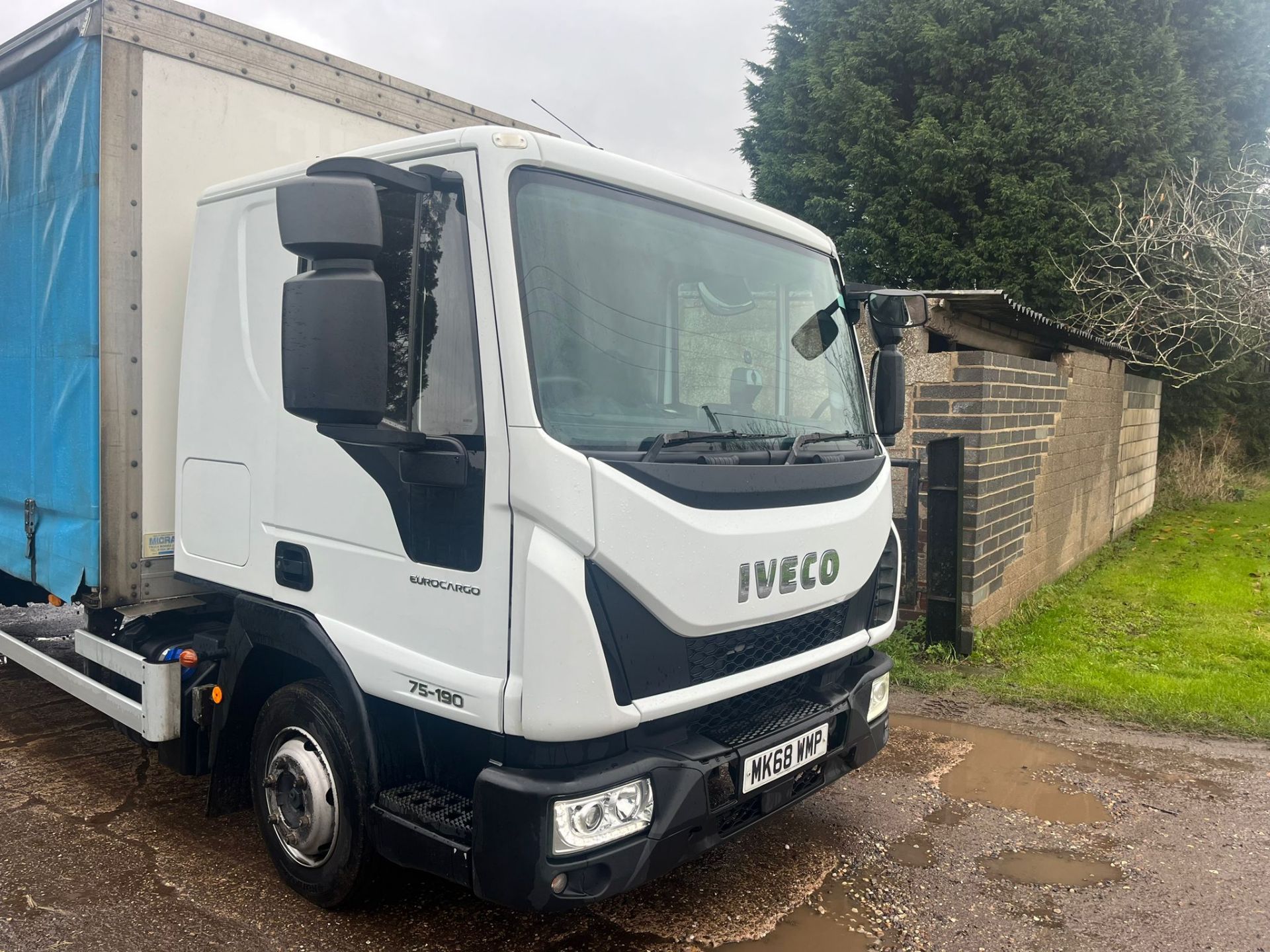 EFFICIENT AUTO TRANSMISSION: IVECO EUROCARGO EEV 7.5T - Bild 10 aus 22