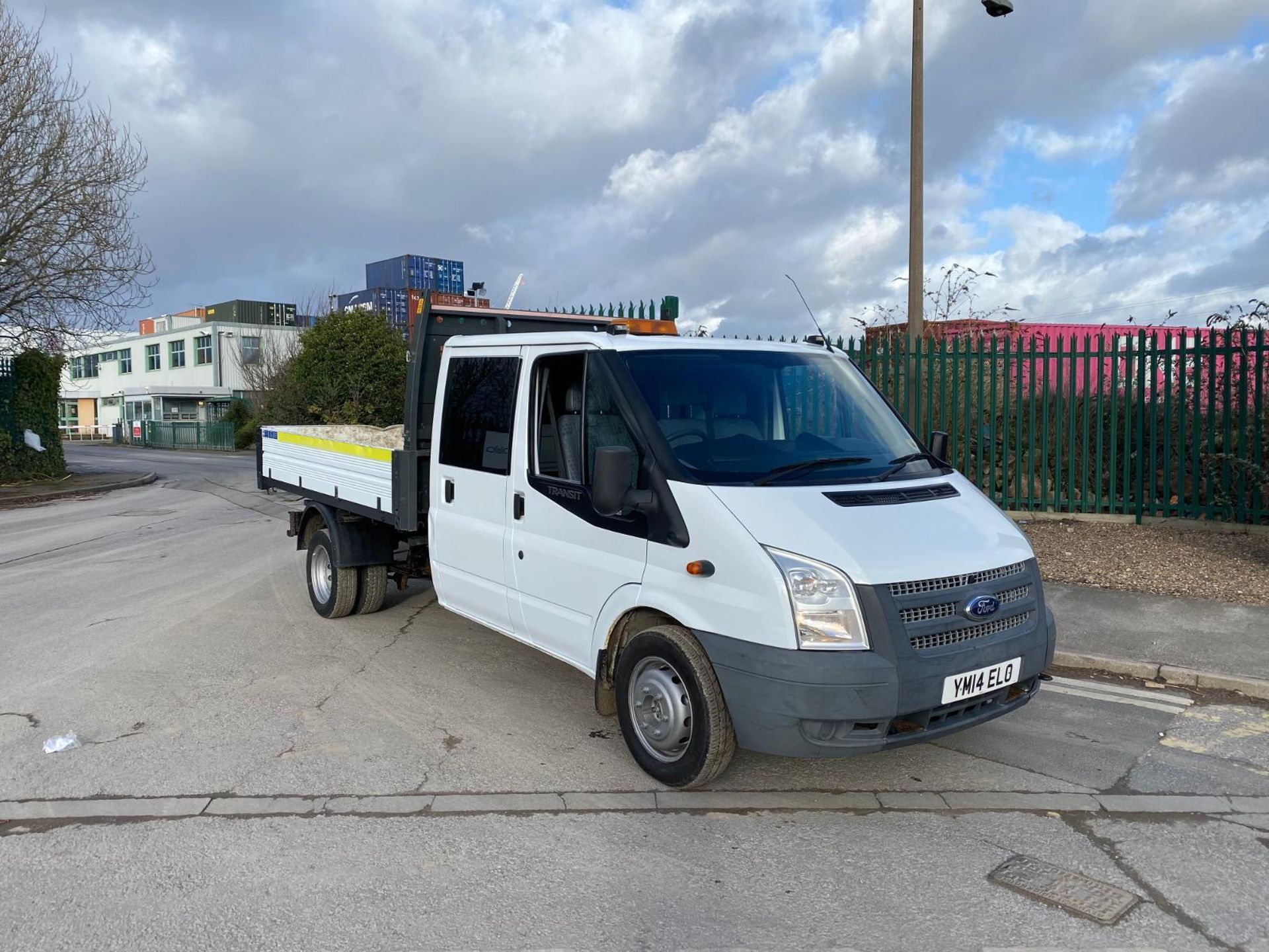 2014 FORD TRANSIT CREWCAB TIPPER - 6-SPEED, ECO-FRIENDLY >>--NO VAT ON HAMMER--<<