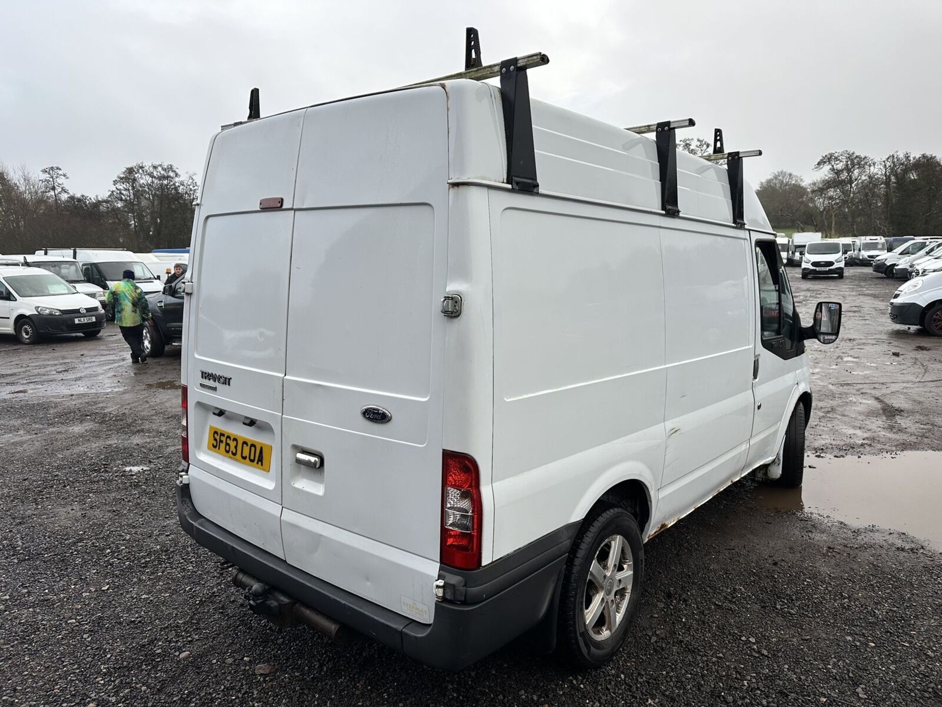 DIY OPPORTUNITY: FORD TRANSIT 260 SWB HIGH TOP - SPARES OR REPAIRS - Image 2 of 13