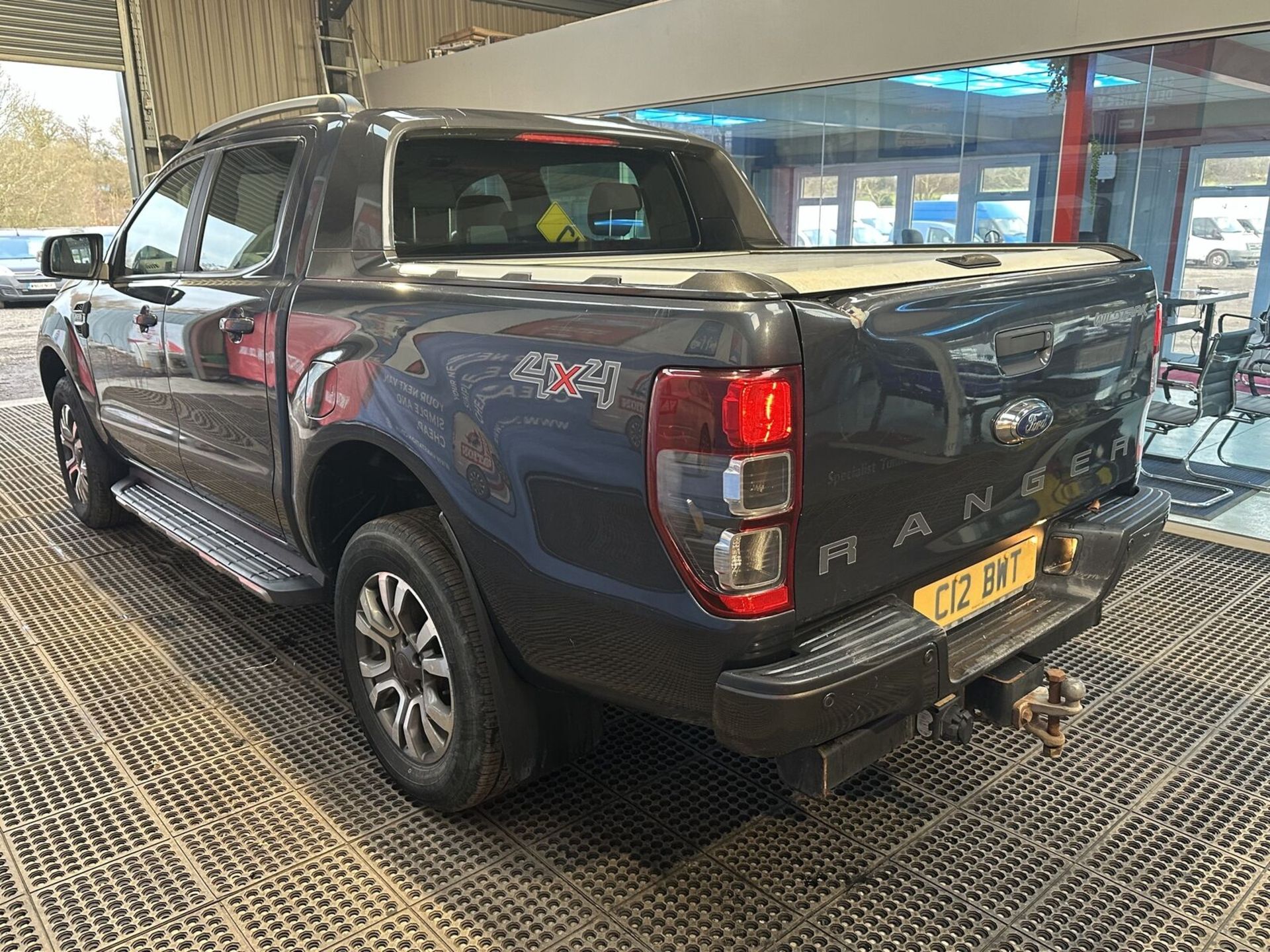 LUXURY PICK-UP: FORD RANGER WILDTRAK, 3.2 TDCI 200, AUTO, EURO 6, CLEAR HPI - Image 15 of 15