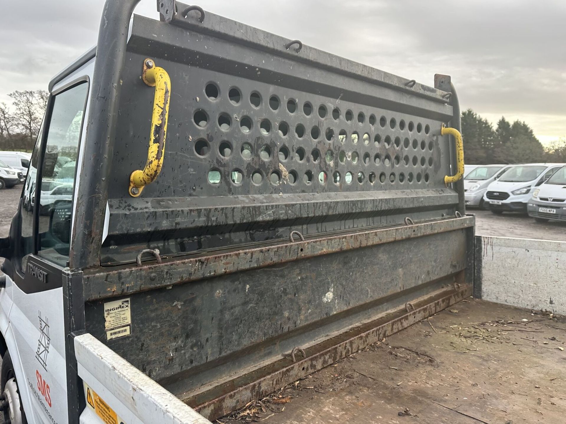 WHITE KNIGHT, FLATBED PLIGHT: 2012 TRANSIT - SPARES OR REPAIRS SPECIA >>--NO VAT ON HAMMER--<< - Image 8 of 18