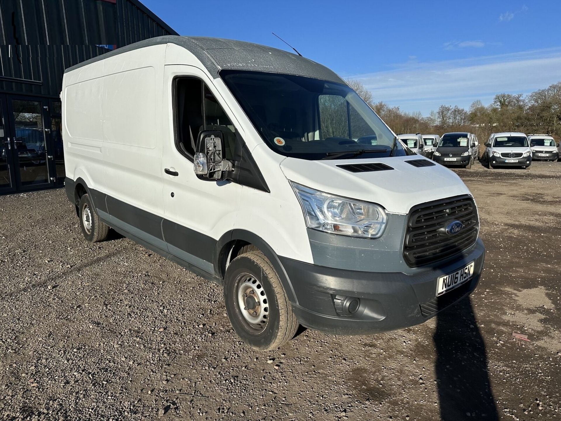 >>--NO VAT ON HAMMER--<< MOTED MARVEL: FORD TRANSIT MARK 8 350 LWB HT - RELIABILITY IN EVERY GEAR