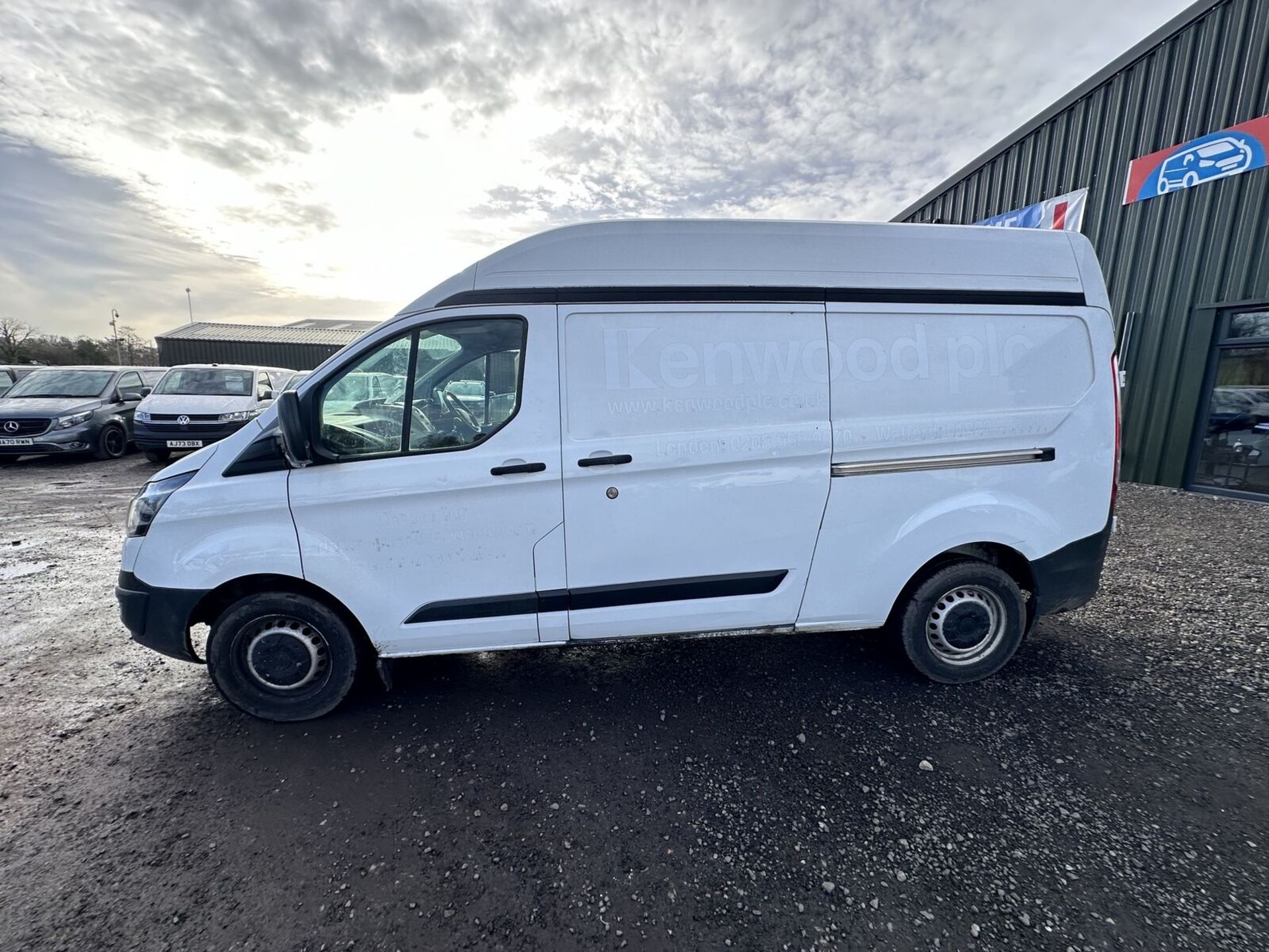 DEPENDABLE FORD TRANSIT: HIGH ROOF VAN 2.0 TDCI