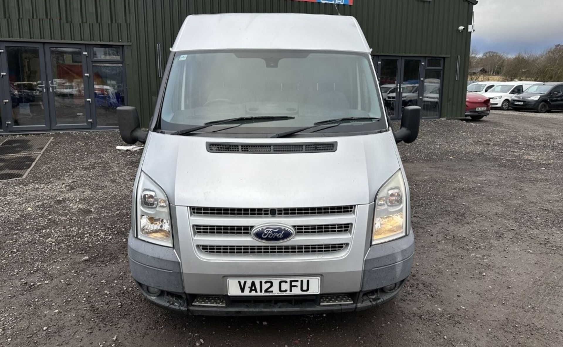 READY FOR REVIVAL: FORD TRANSIT 260 SWB DIESEL TREND >>--NO VAT ON HAMMER--<<