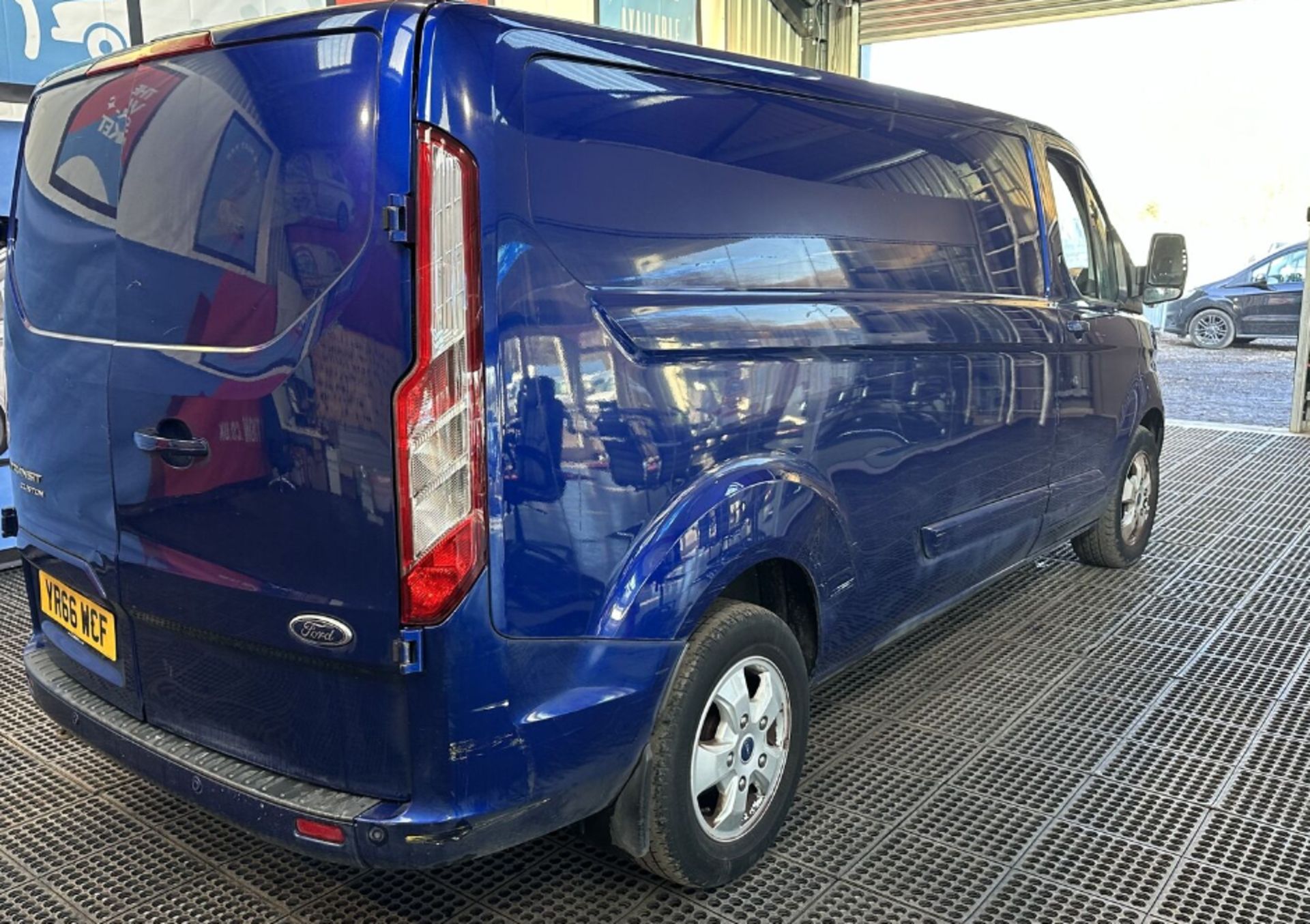 POWER PACKED PRESENCE: 66 PLATE FORD TRANSIT CUSTOM 290 L2 DIESEL, 130PS - Image 2 of 10