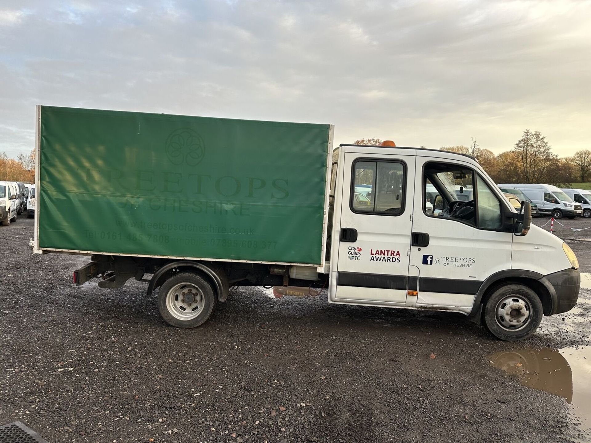 EFFORTLESS HAULER: IVECO DAILY 35C12 AUTOMATIC>>--NO VAT ON HAMMER--<<