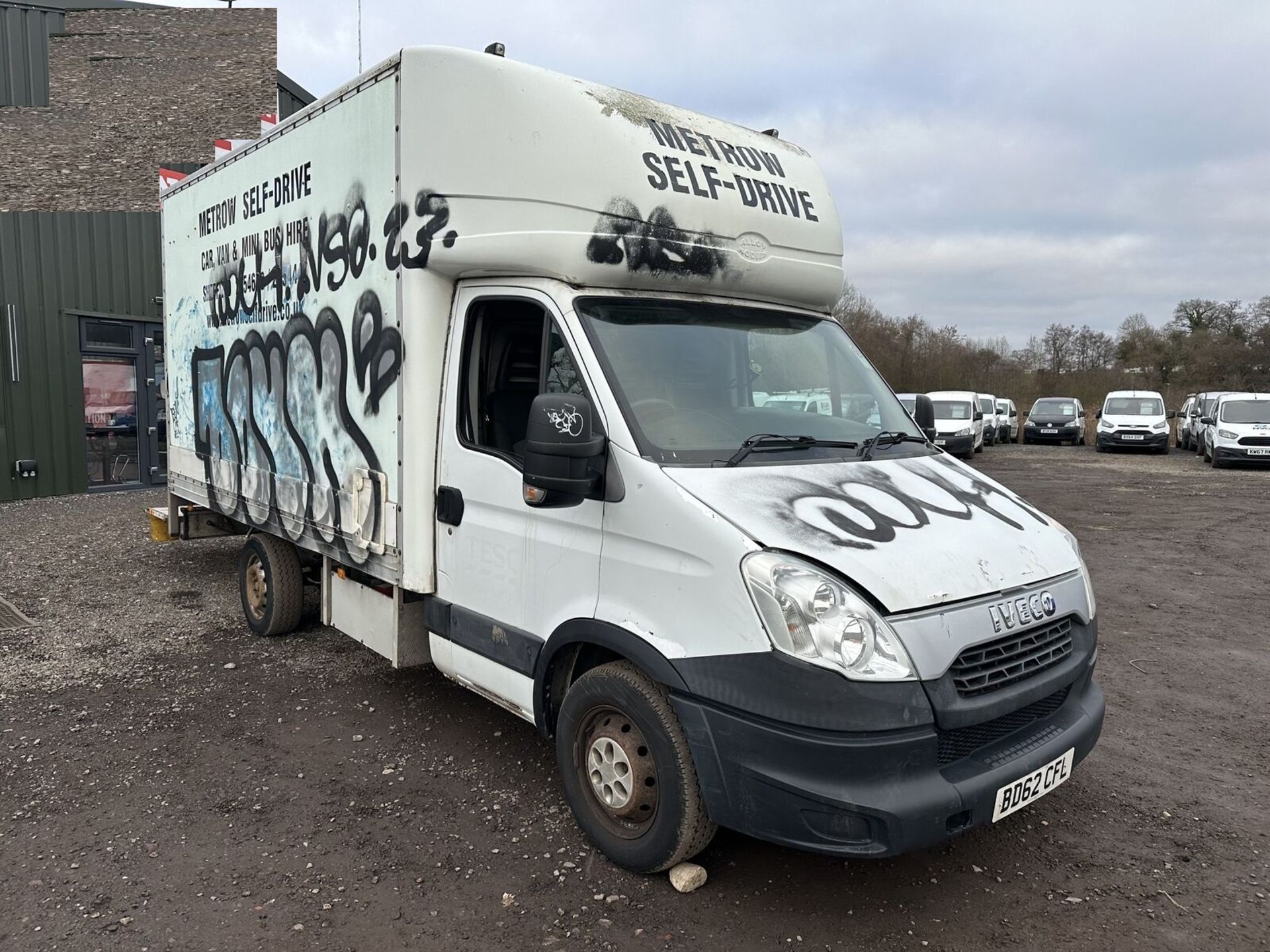 62 PLATE IVECO DAILY LUTON BOX CAMPER, SOLAR PANELS, DIESEL HEATER >>--NO VAT ON HAMMER--<<
