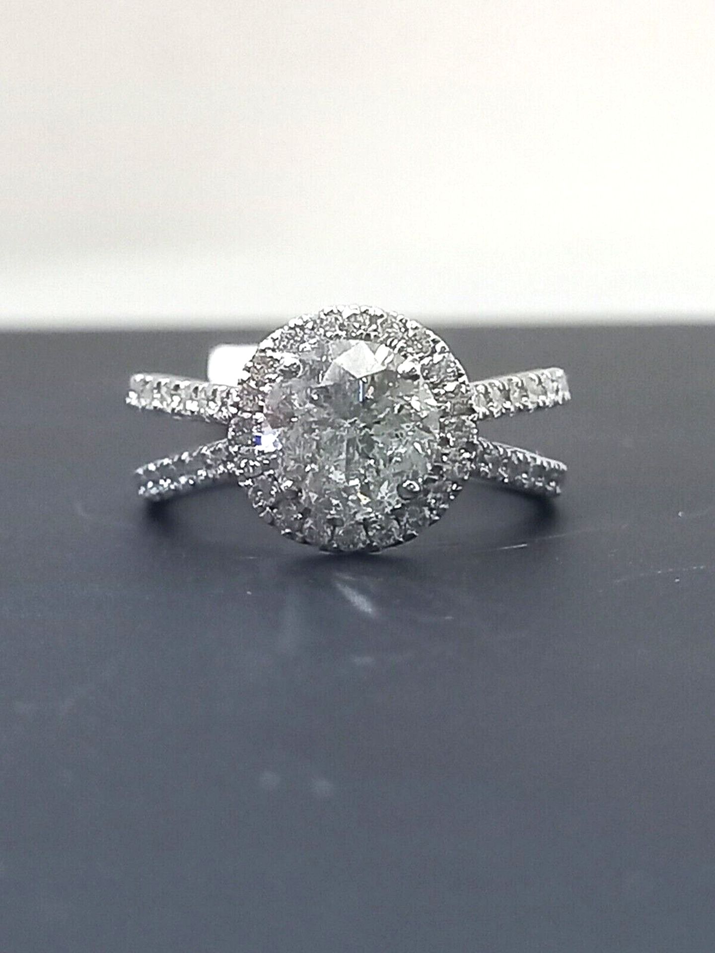 2.20CT HALO SET DIAMOND ENGAGEMENT RING/18CT WHITE GOLD + GIFT BOX + VALUATION CERT OF £7995 - Image 4 of 7