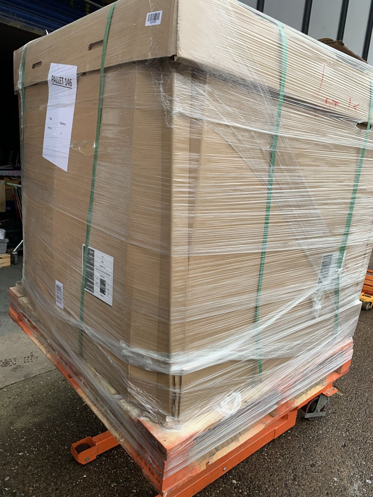 PALLET OF BRAND NEW APPROX 54 FLEECE REVERSBLE SINGLE DUVET SETS RRP:£19.99 EACH - Image 2 of 2