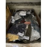 PALLET 500 PCS OF BRAND NEW MIXED CLOTHING