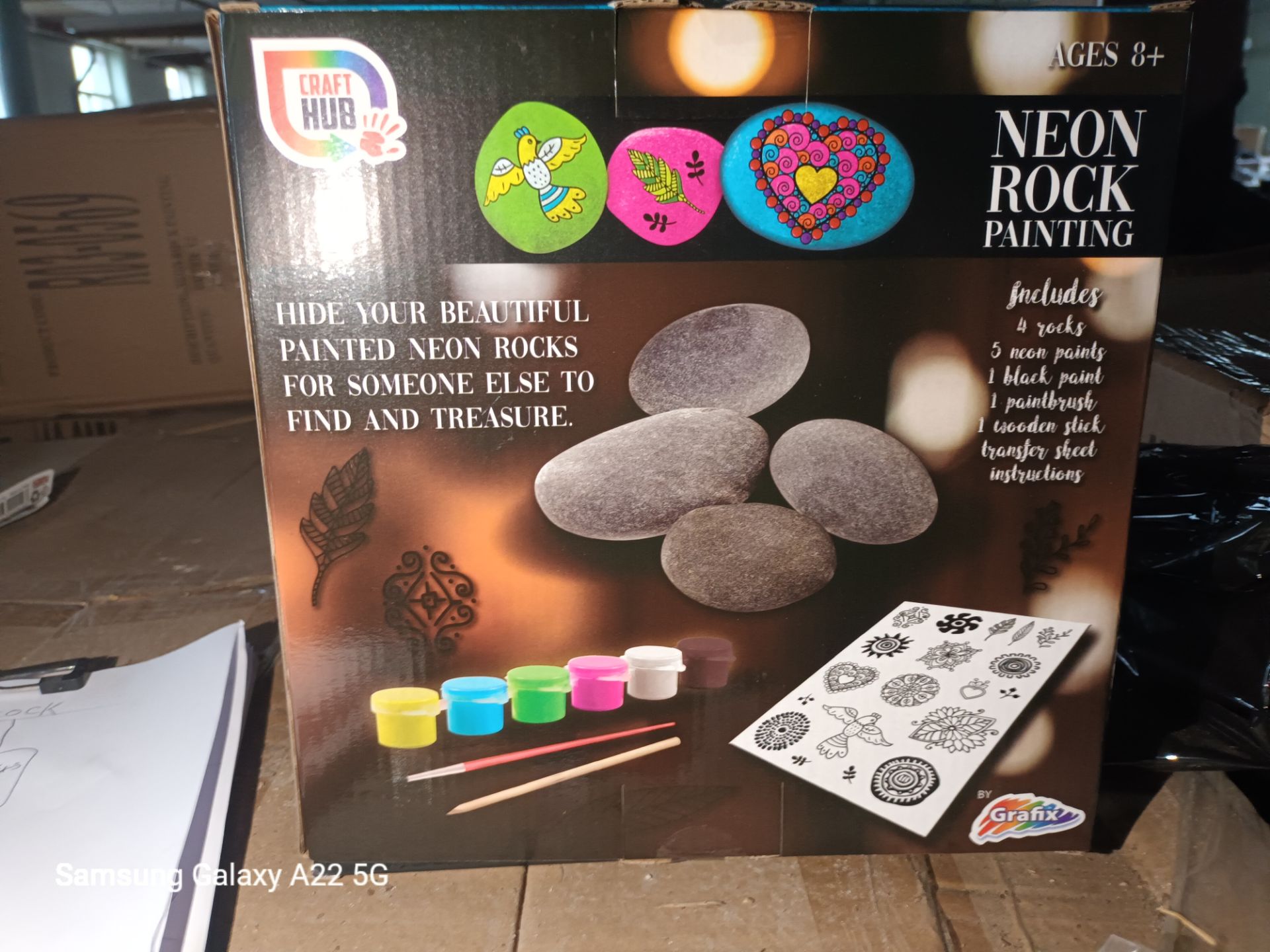 PALLET OF 370 X GRAFIX NEON ROCK PAINTING KITS - Image 2 of 2