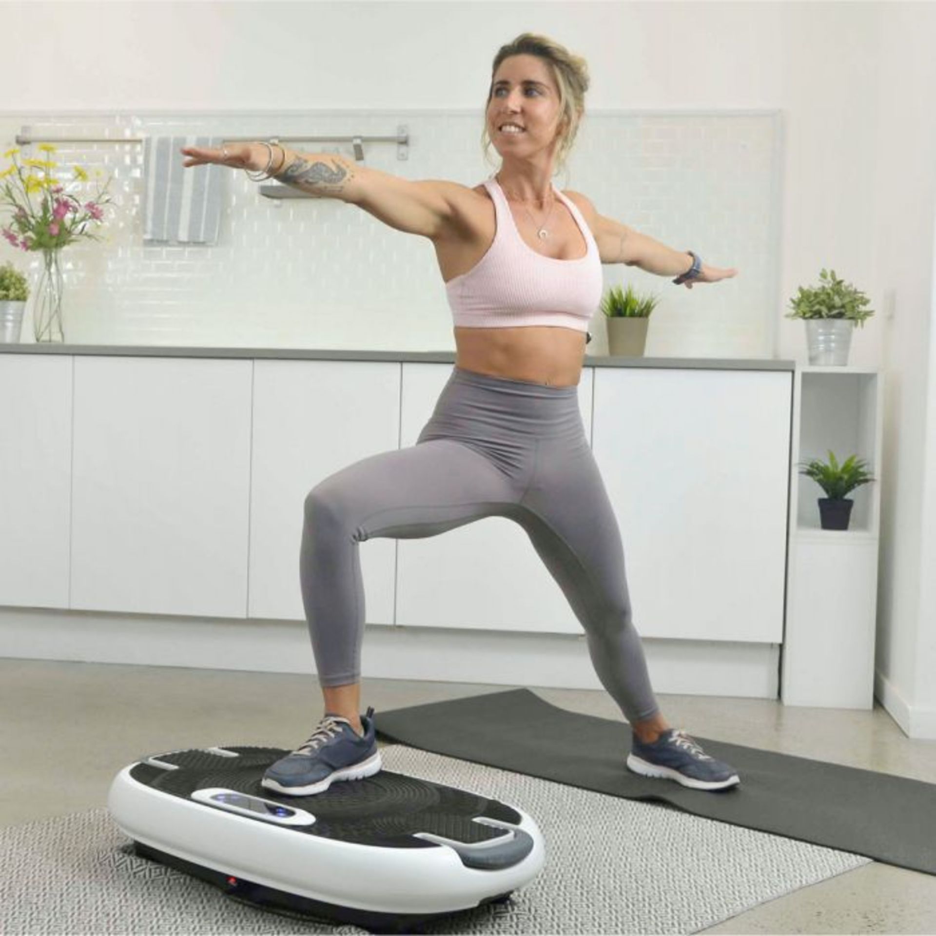 20 X BRAND NEW VIBROSLIM RADIAL PLUS 3D VIBRATION MACHINE - RRP £8000