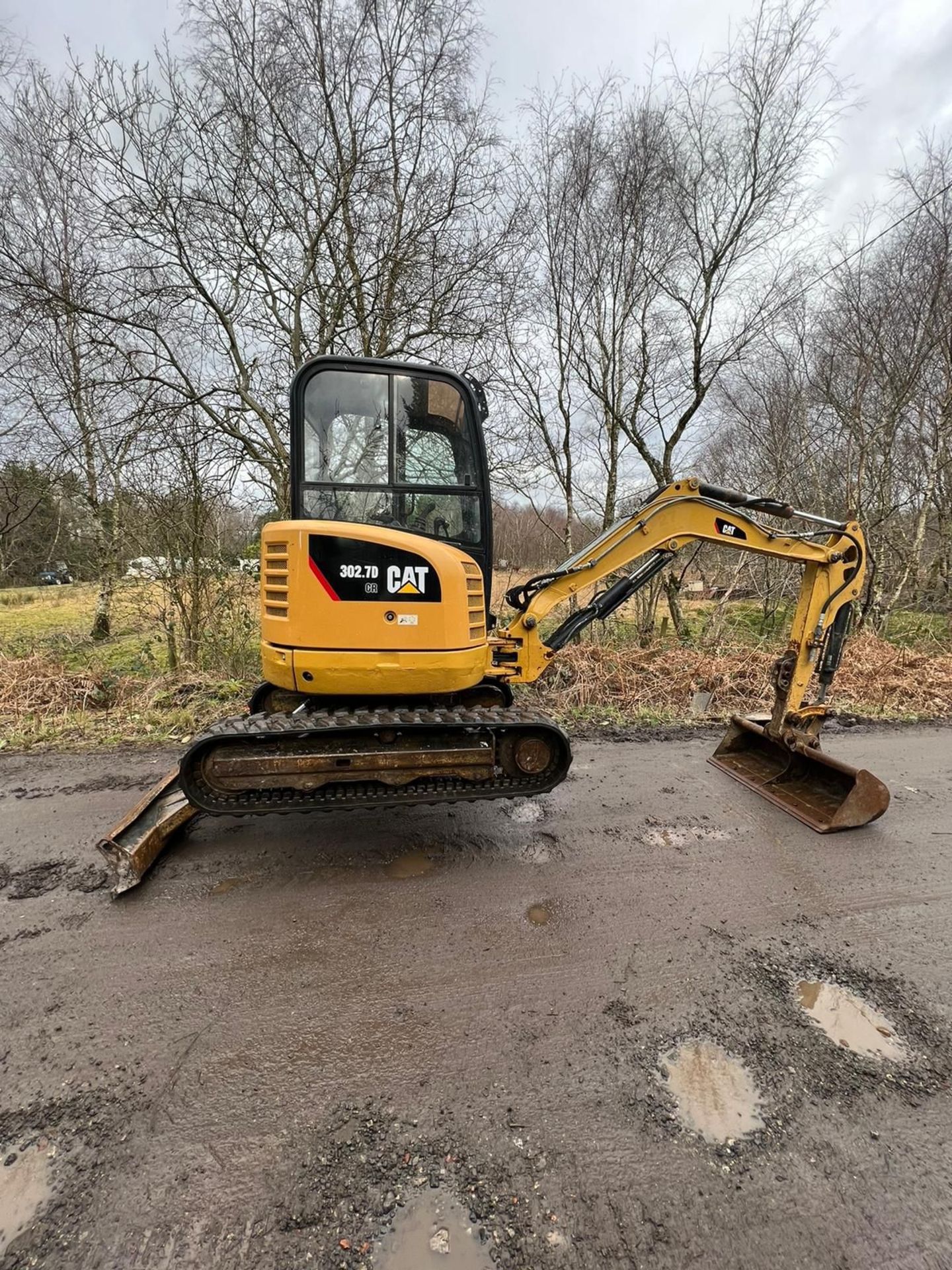 CAT 302.7D MINI DIGGER EXCAVATOR FULL CAB 2.7 TON TRACK MACHINE CATERPILLAR - Image 15 of 18