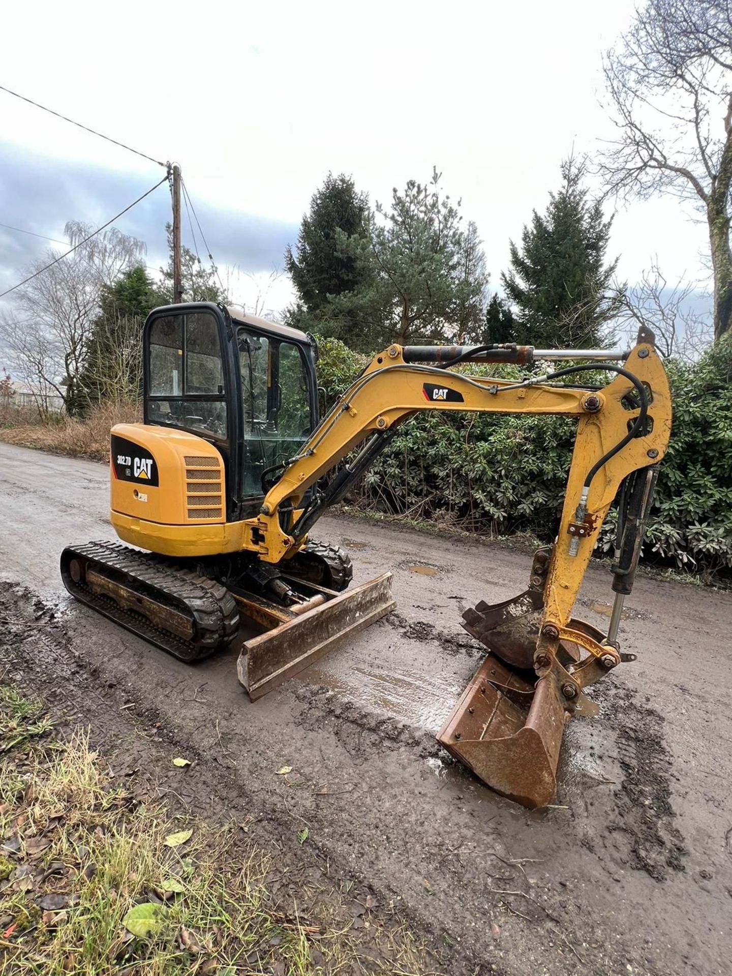 CAT 302.7D MINI DIGGER EXCAVATOR FULL CAB 2.7 TON TRACK MACHINE CATERPILLAR - Image 14 of 18