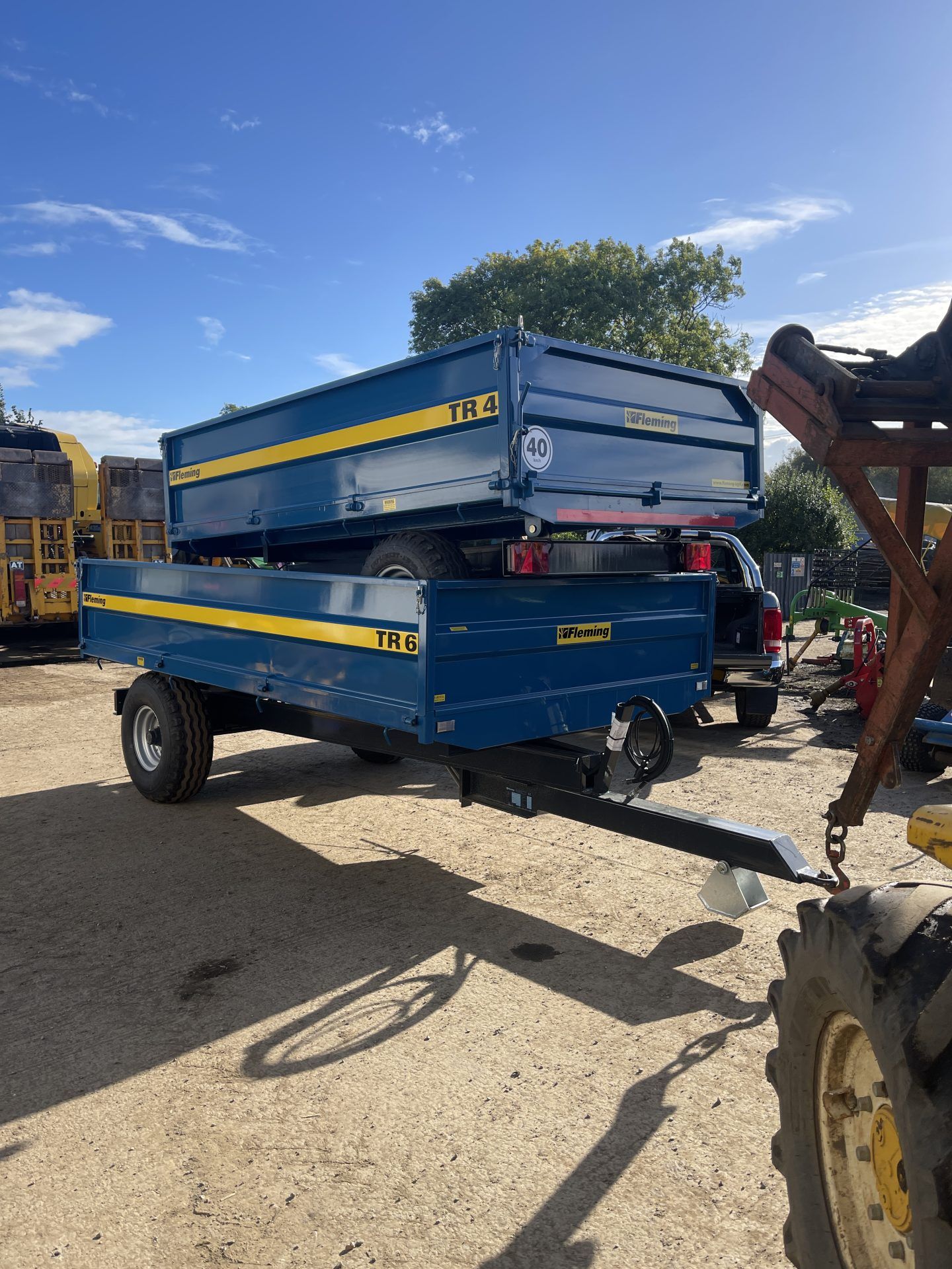 BRAND NEW FLEMING TR4 TIPPING TRAILER.