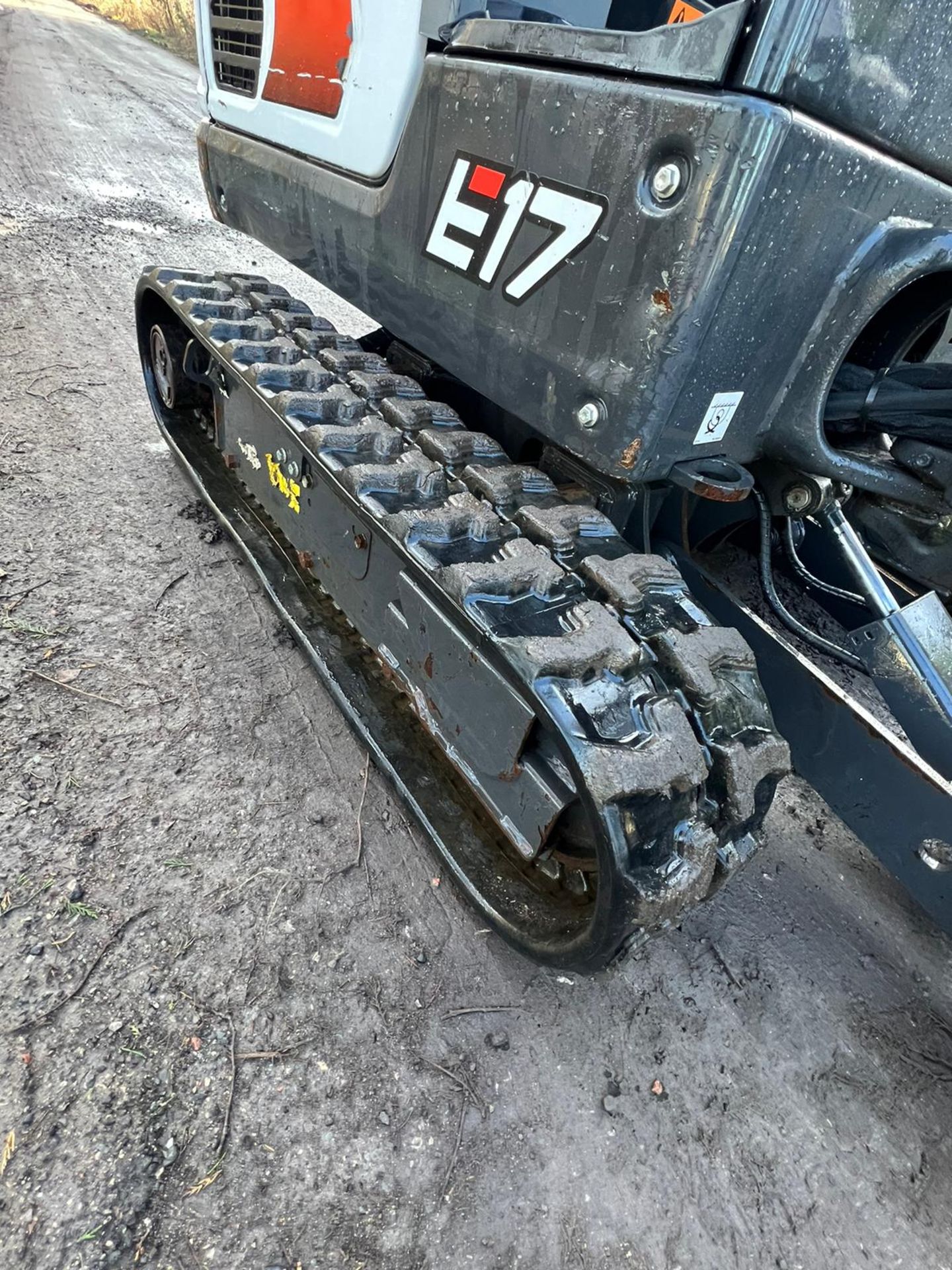 BOBCAT E17 EXPANDABLE TRACKS 530 HOURS - Image 22 of 22