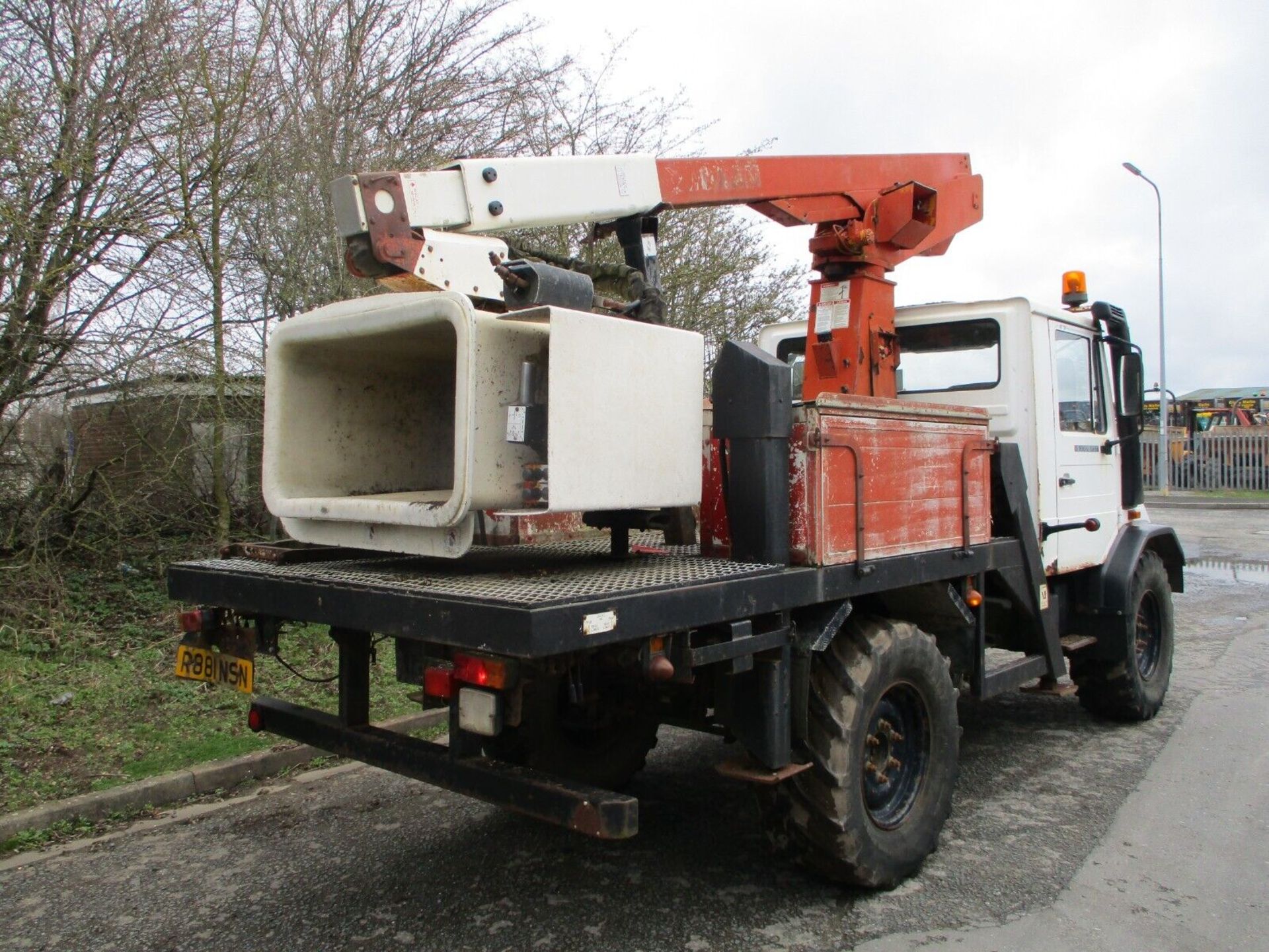 HIGH AND MIGHTY: UNIMOG U100L TURBO CHERRY PICKER, 10.7M PLATFORM - Image 11 of 20