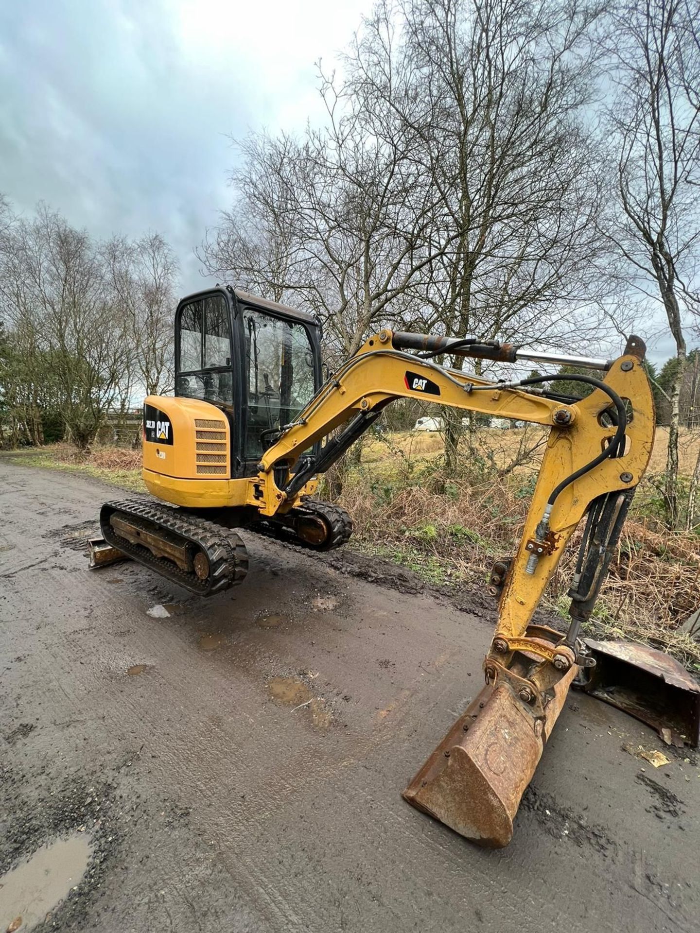 CAT 302.7D MINI DIGGER EXCAVATOR FULL CAB 2.7 TON TRACK MACHINE CATERPILLAR - Image 18 of 18