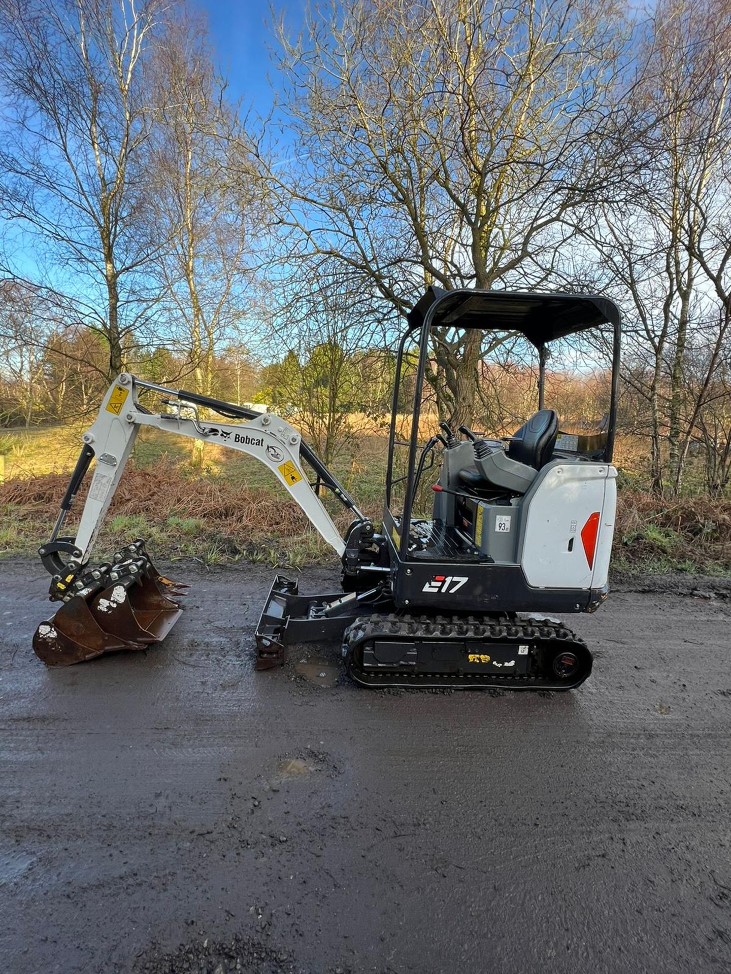 BOBCAT E17 EXPANDABLE TRACKS 530 HOURS - Image 8 of 22