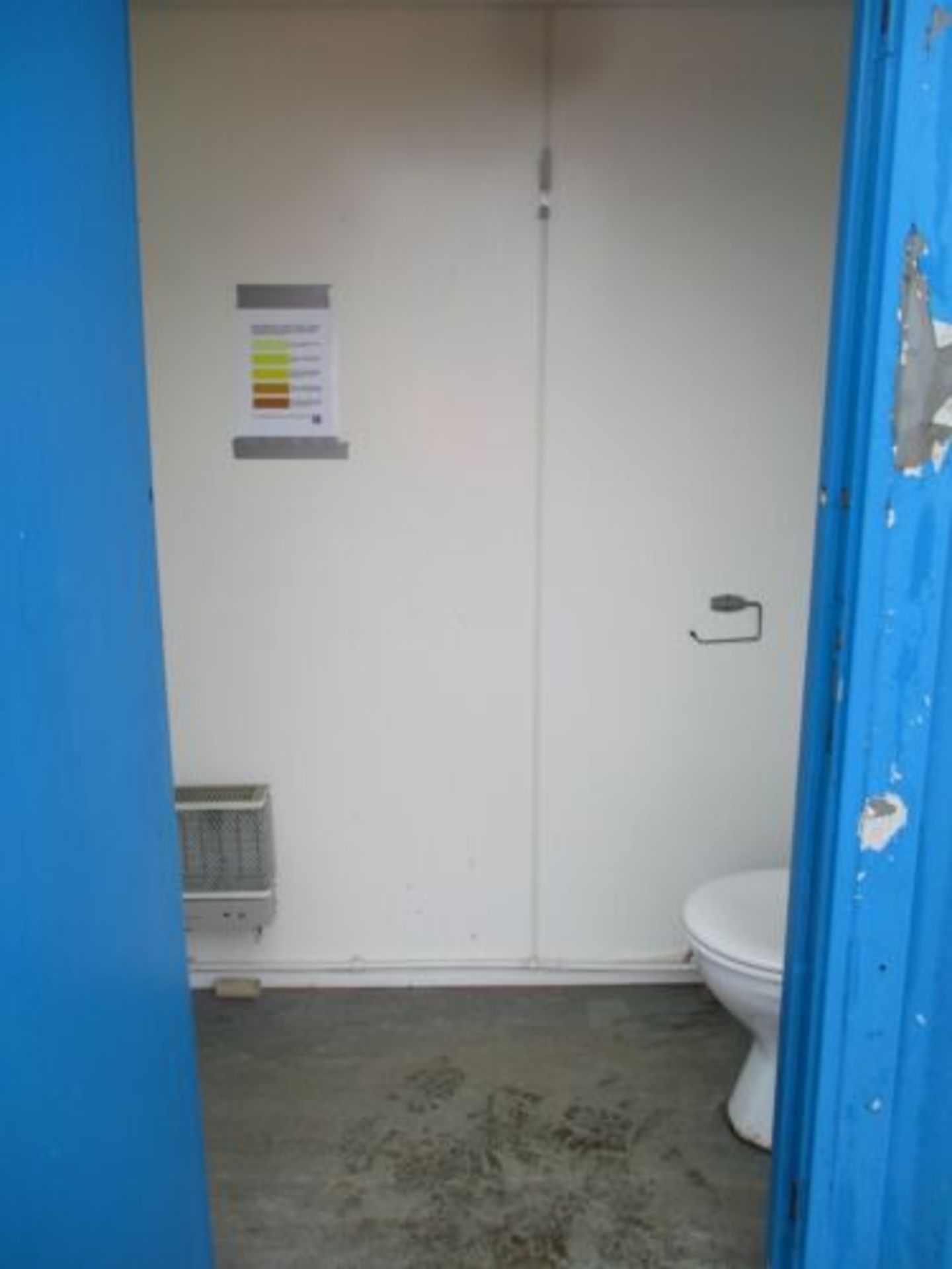 16 FT FEET FOOT SECURE SHIPPING CONTAINER TOILET BLOCK 3 + 1 - Image 8 of 8