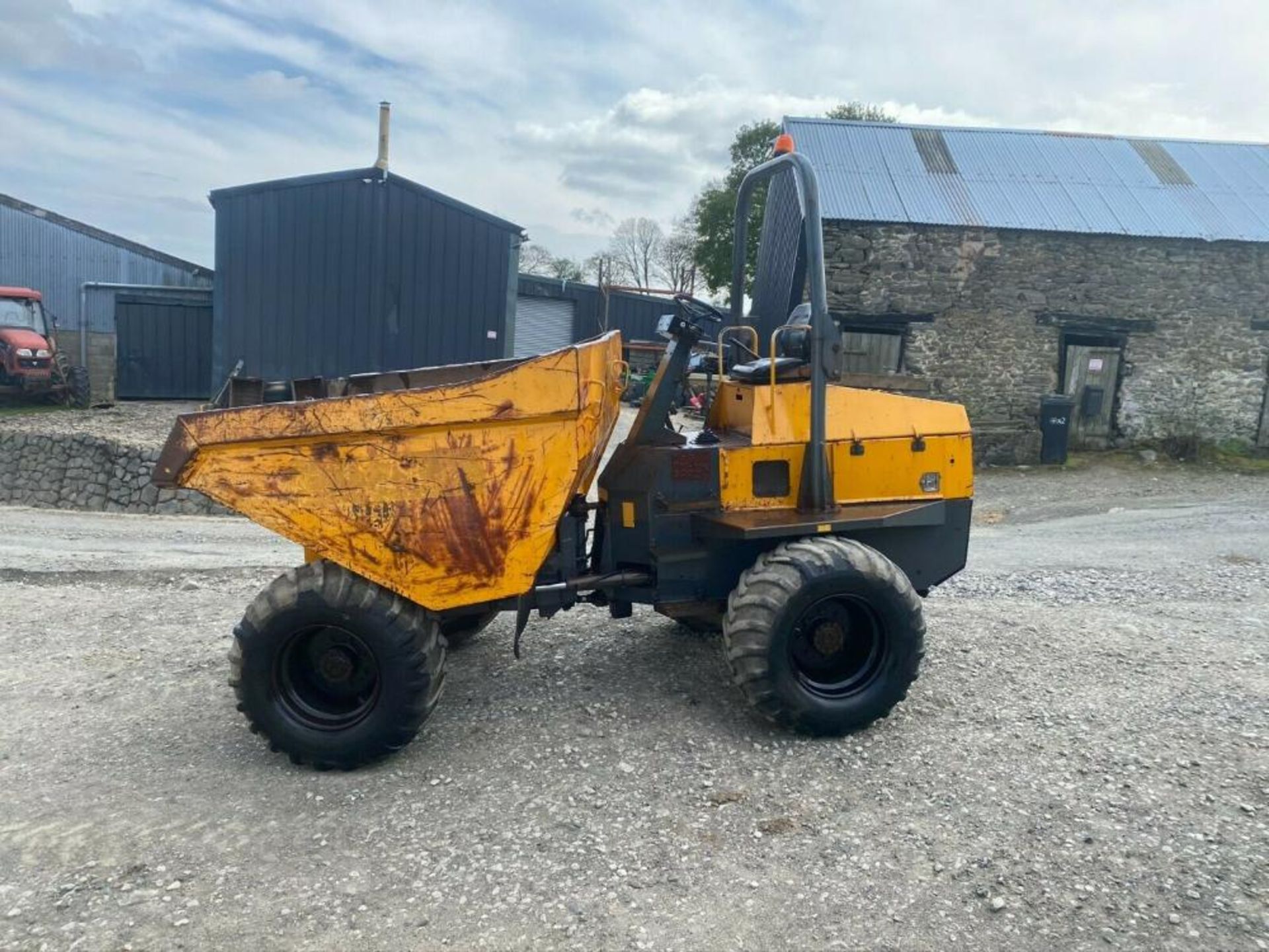 POWERFUL PERFORMANCE: 2009 TEREX TA9 9-TON DUMPER READY FOR ACTION - Image 8 of 9