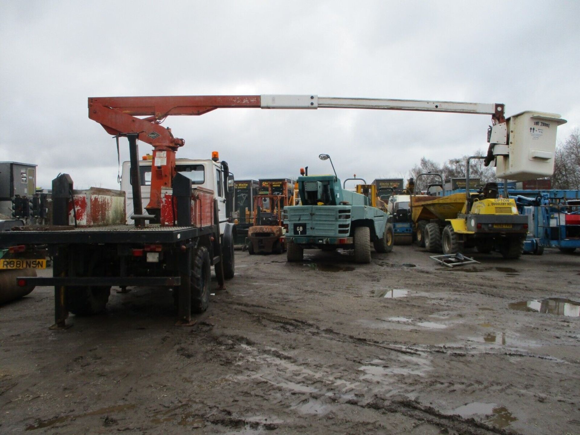 HIGH AND MIGHTY: UNIMOG U100L TURBO CHERRY PICKER, 10.7M PLATFORM - Image 3 of 20