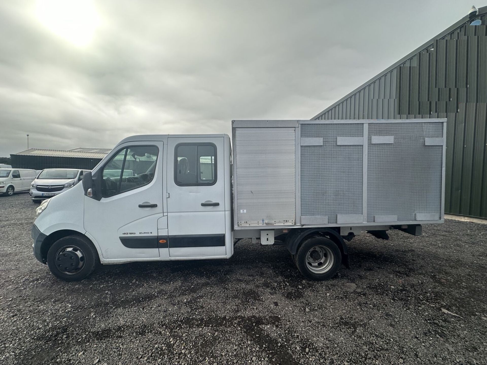 FIND OF THE YEAR: 2013 RENAULT MASTER CREW CAB, RARE >>--NO VAT ON HAMMER--<<