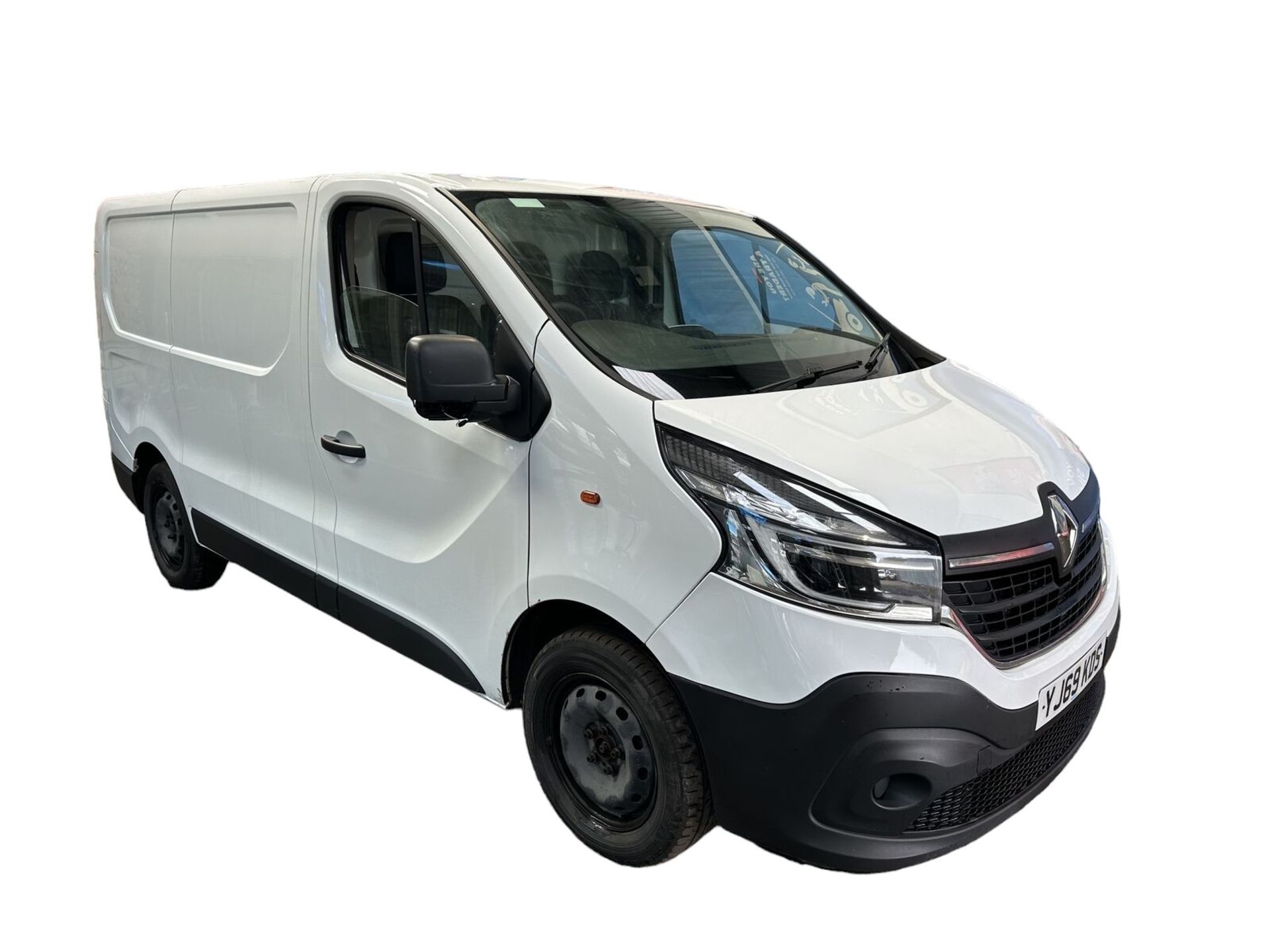 EFFICIENT TRAVELER: RENAULT TRAFIC VIVARO SWB PANEL VAN