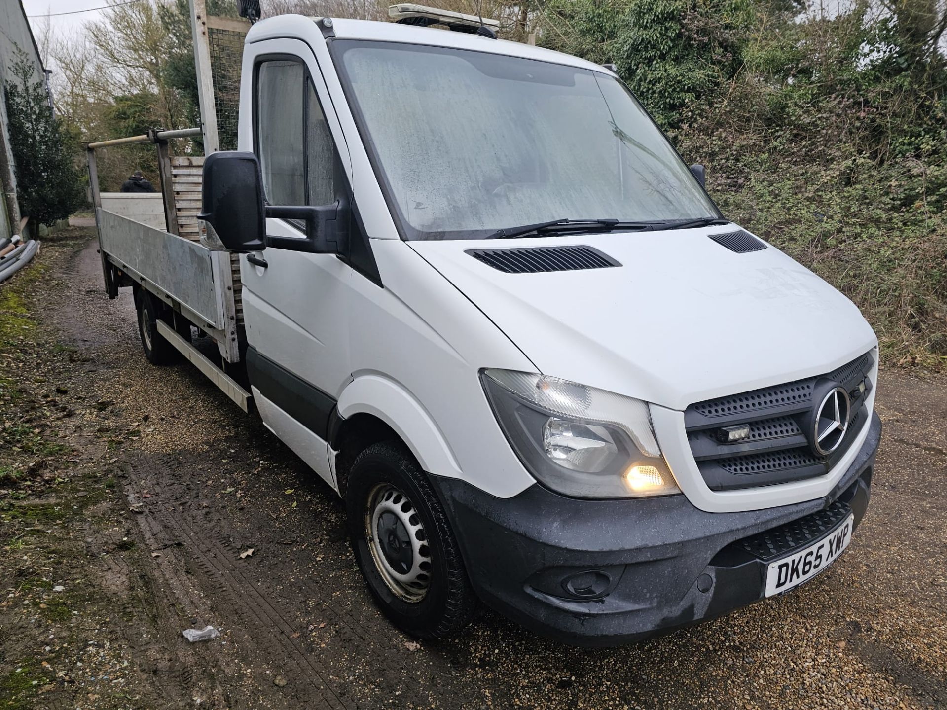 2015 MERCEDES SPRINTER FLAT BED TAIL LIFT