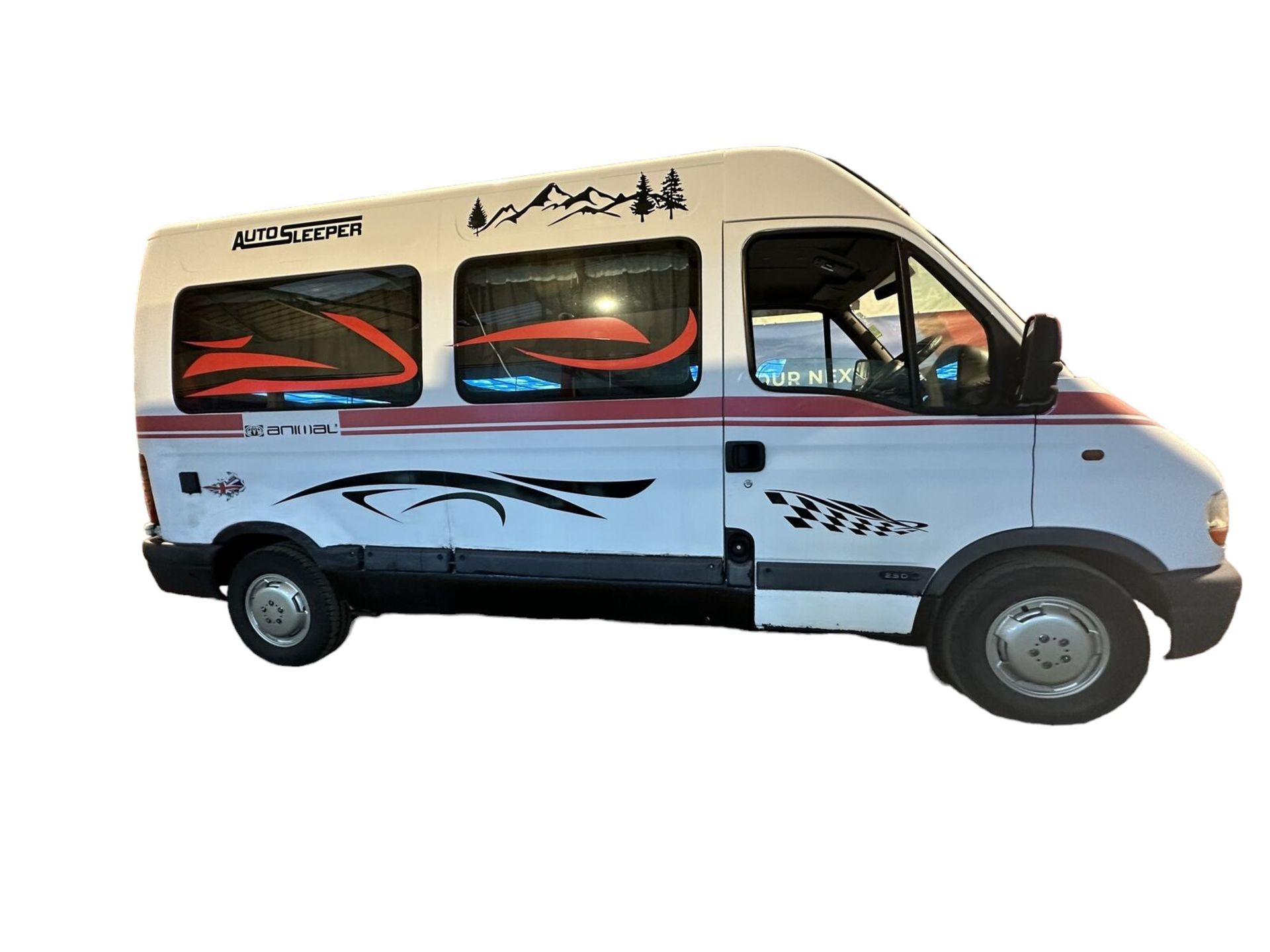 ROAD TRIP READY: RENAULT MASTER MOVANO - WHITE CAMPER DREAM >>--NO VAT ON HAMMER--<<