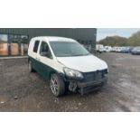 SPARES OR REPAIRS: 2014 VW CADDY MAXI - DSG WINDOW VAN, LOW MILES >>--NO VAT ON HAMMER--<<