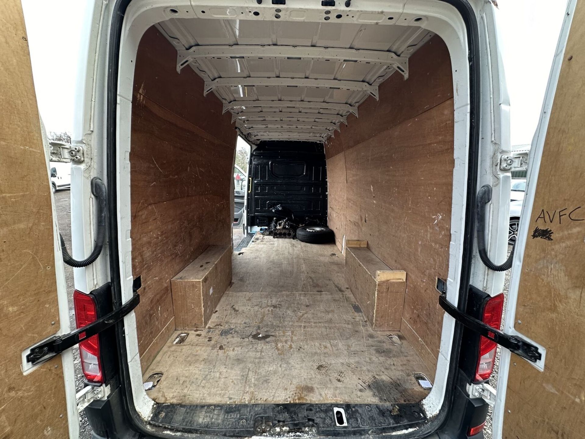 NON-RUNNER SPECIAL: 67 PLATE VW CRAFTER LWB - ENGINE STRIPPED - Image 9 of 20