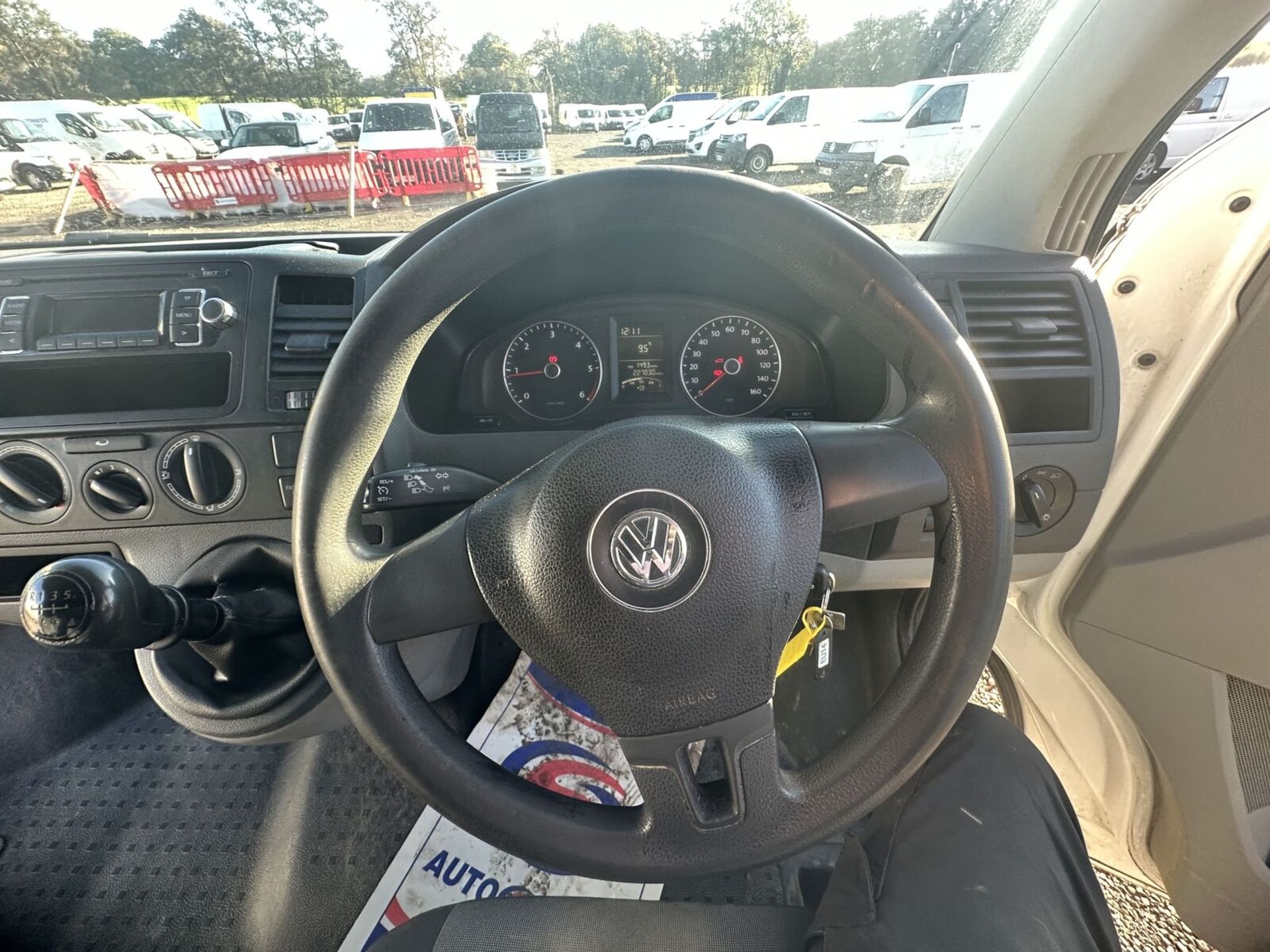 2014 VW TRANSPORTER T30: RELIABLE WORKHORSE, ONE OWNER GEM - Image 10 of 17