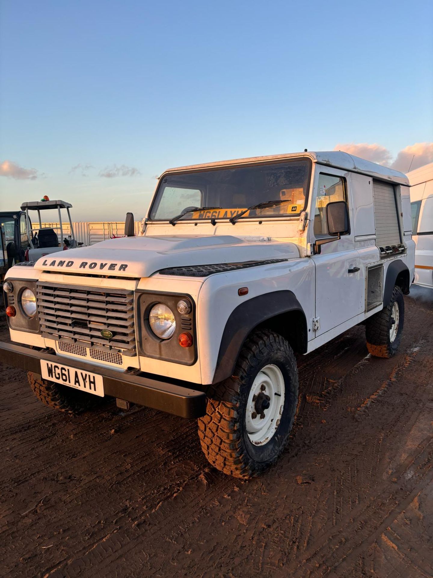 2012 LAND ROVER DEFENDER 110 VAN - Image 9 of 9