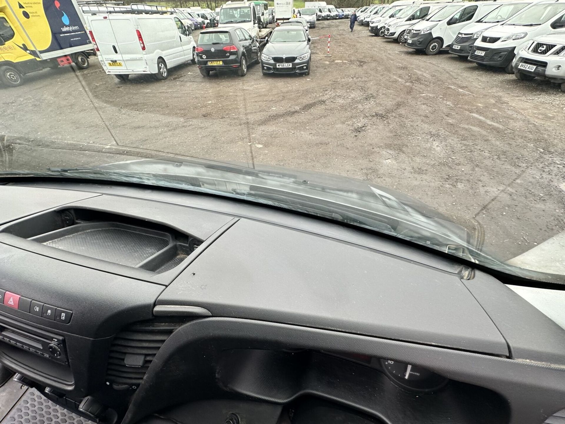 TURBO TROUBLE: 2018 IVECO DAILY HIGH ROOF VAN - ULEZ EURO 6 DEAL - Image 15 of 18