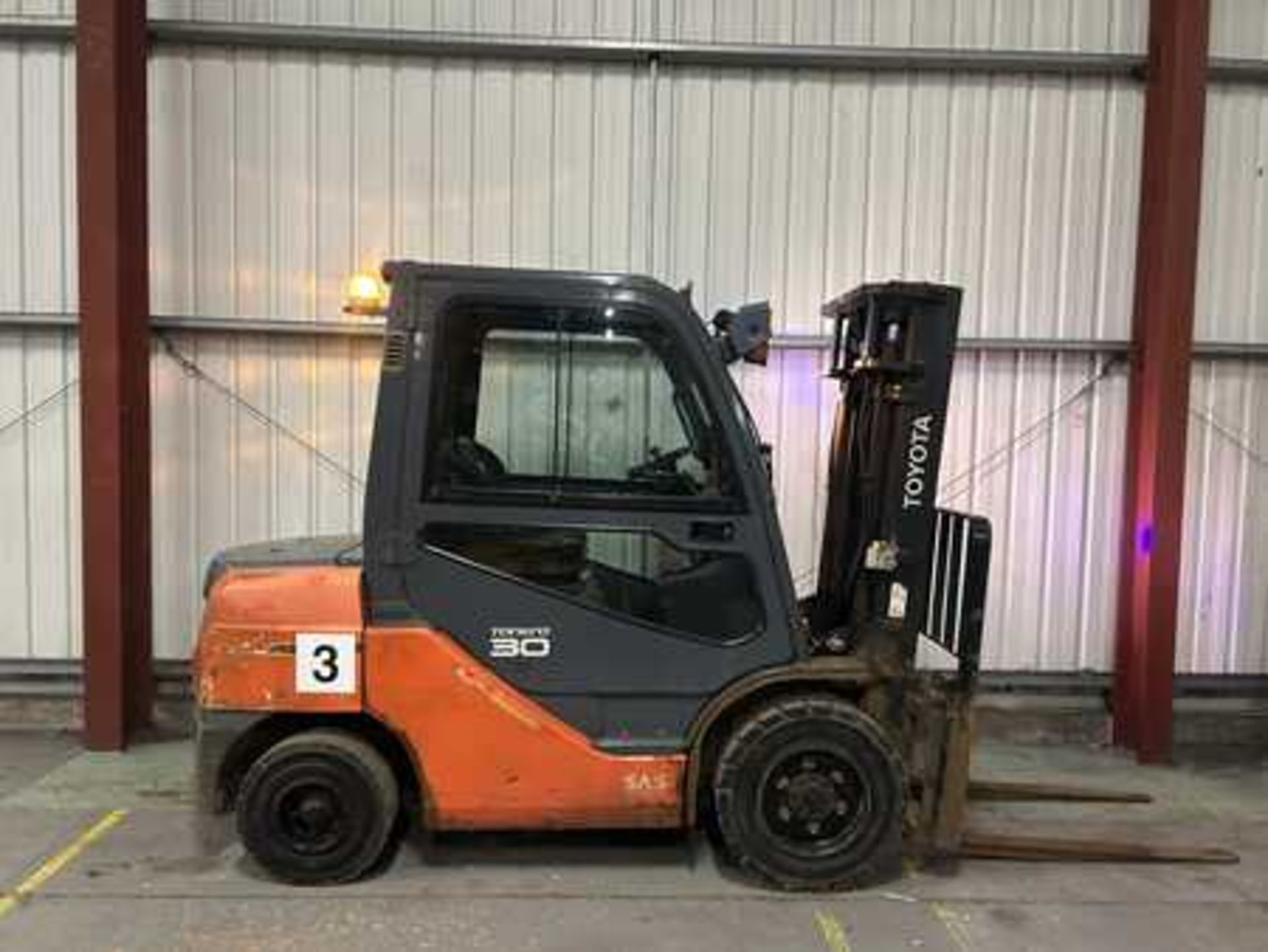 DIESEL FORKLIFTS TOYOTA 02-8FDF30