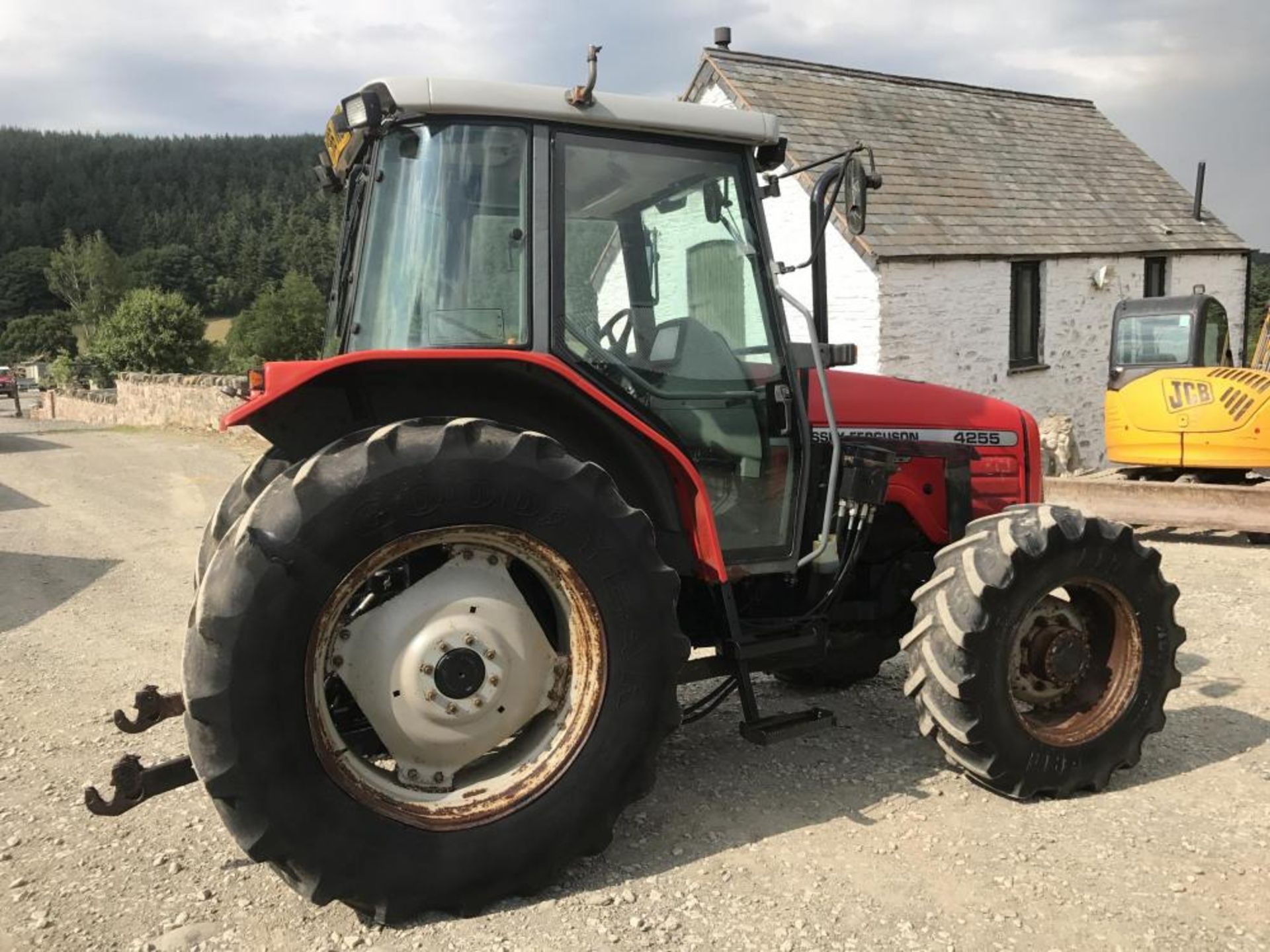 2001 MASSEY FERGUSON 4255 TRACTOR 4WD Y REG V5 3950 HOURS - Image 6 of 10