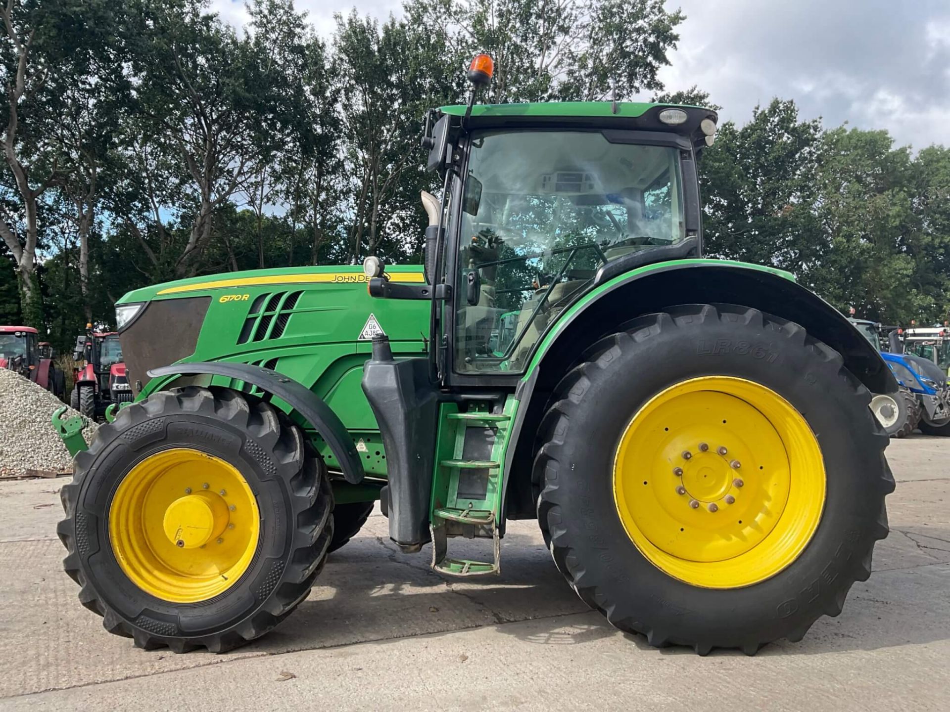 JOHN DEERE 6170 R