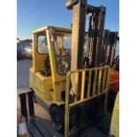 HYSTER S3.00XM-U COMPACT GAS C/BALANCE