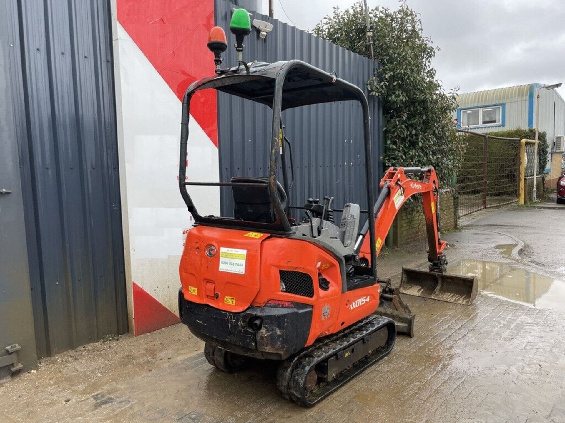 ENHANCED OPERATIONS: 2020 KUBOTA KX015-4 WITH BLADE FEATURE - Image 5 of 9